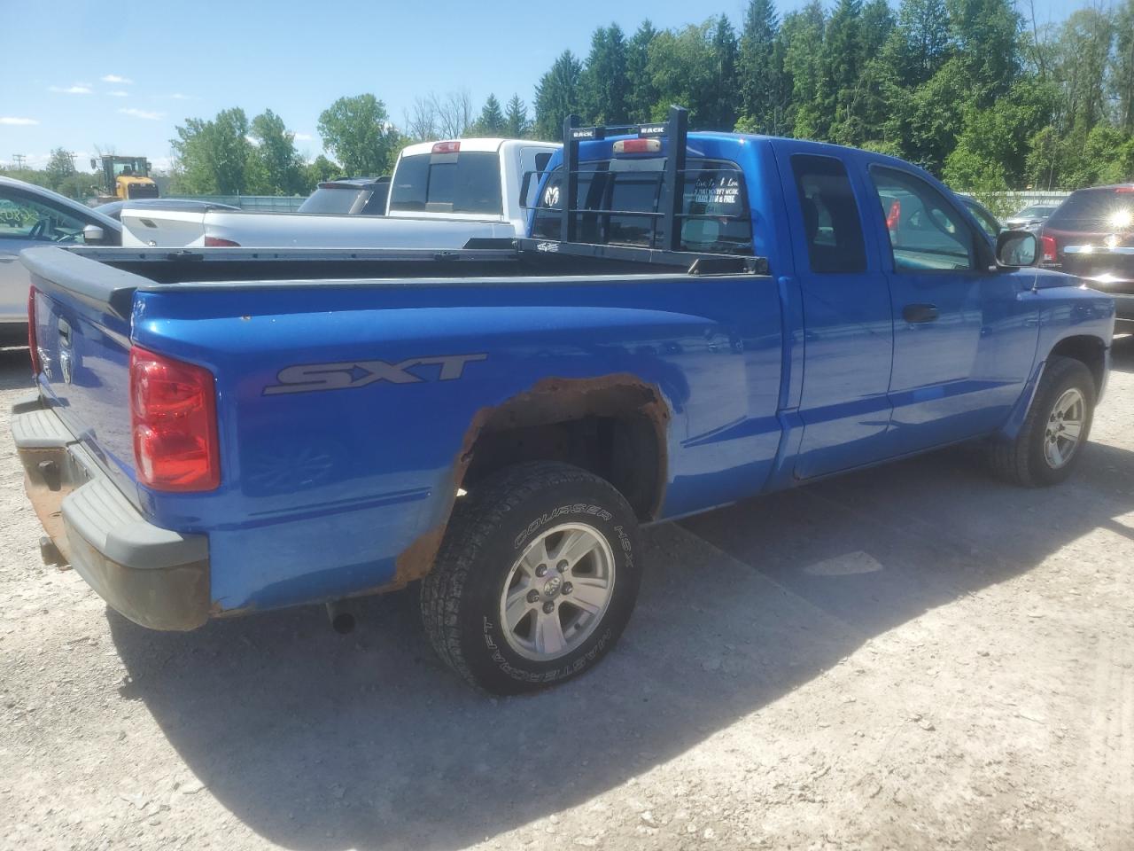 Photo 2 VIN: 1D7HW32K68S551640 - DODGE DAKOTA 