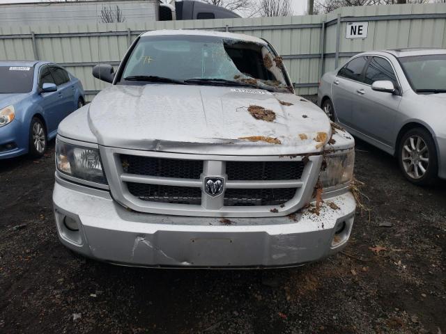 Photo 4 VIN: 1D7HW38K09S780470 - DODGE DAKOTA 