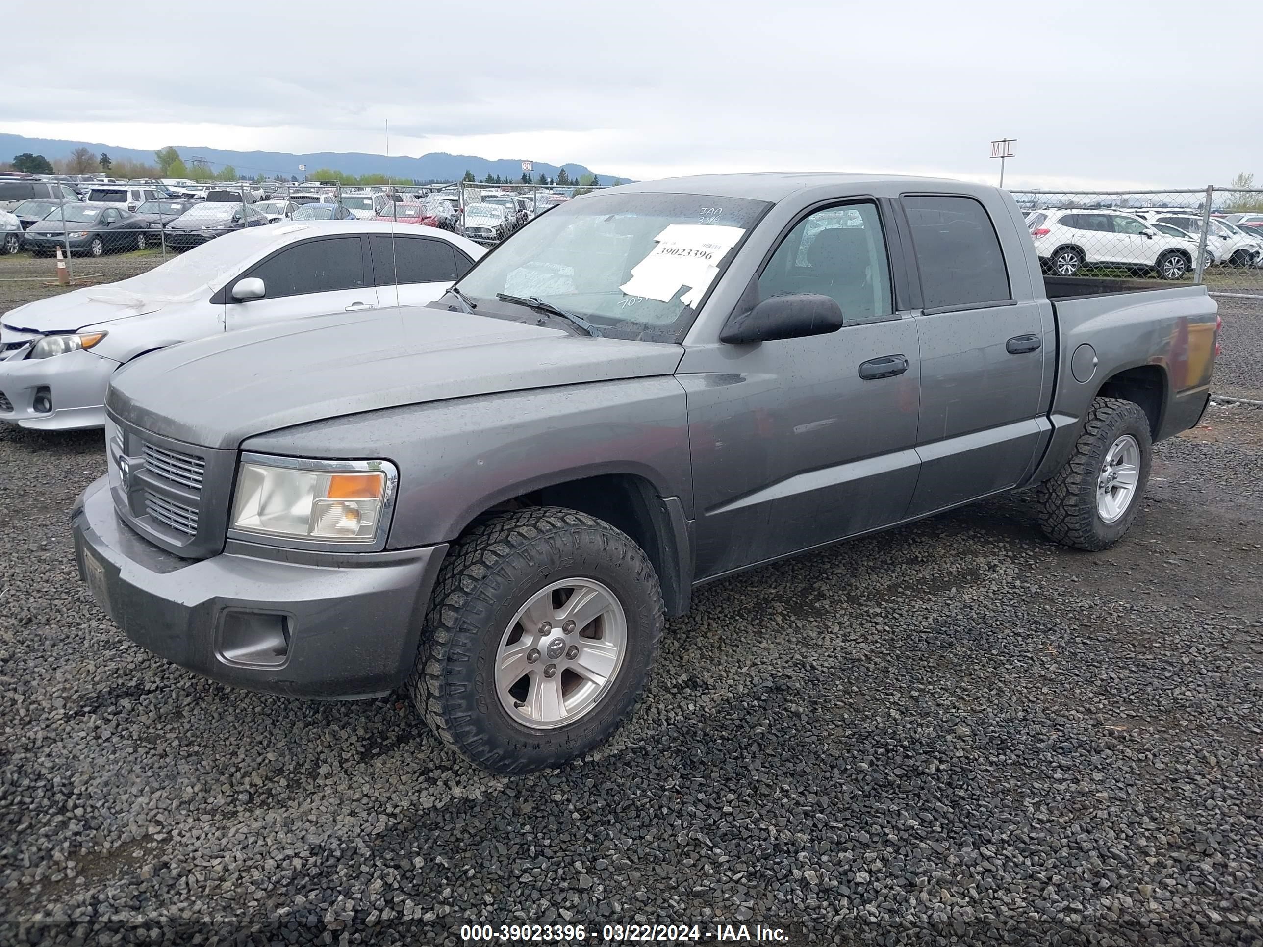 Photo 1 VIN: 1D7HW38P29S705958 - DODGE DAKOTA 