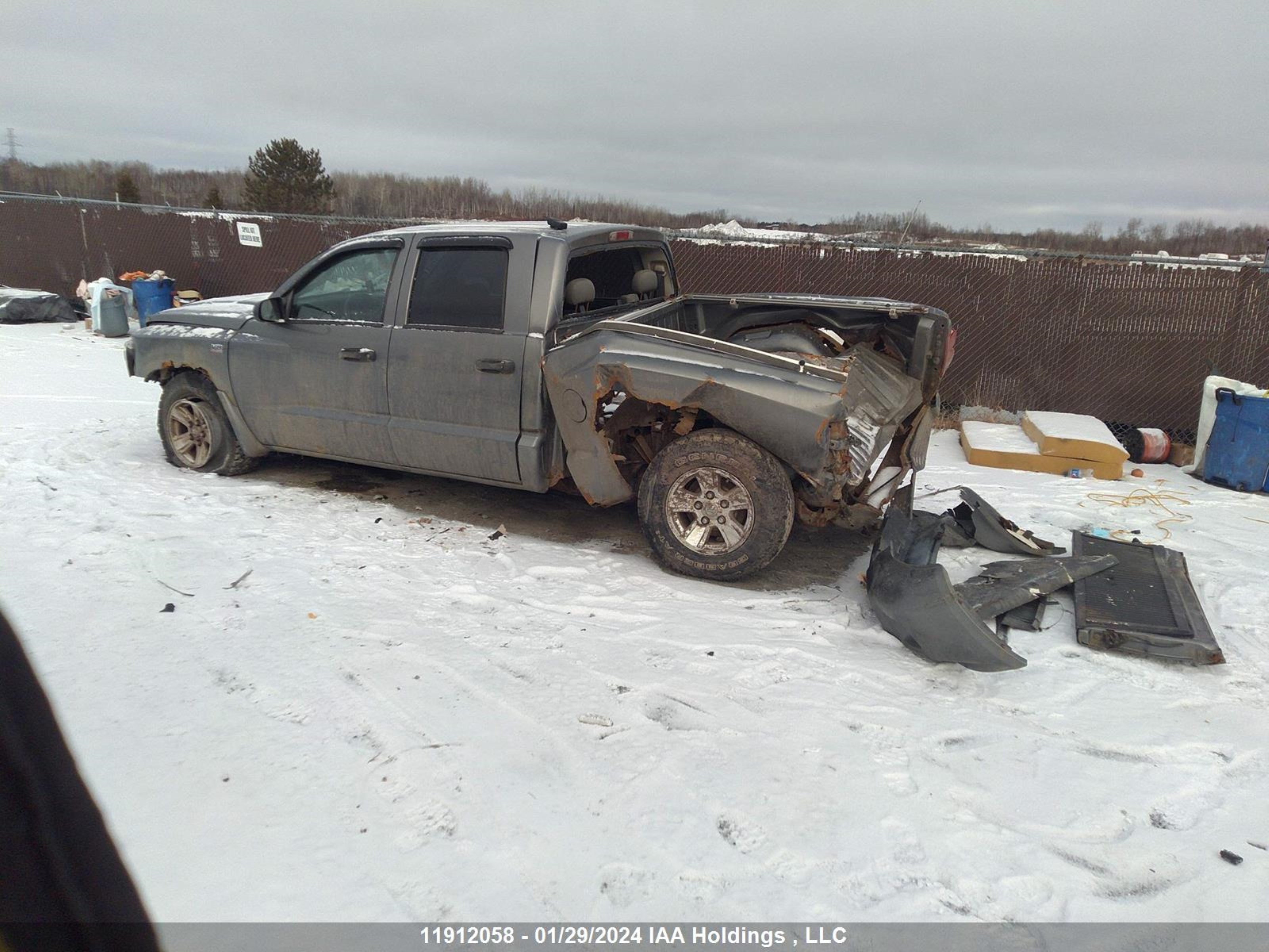 Photo 2 VIN: 1D7HW38P49S700342 - DODGE DAKOTA 