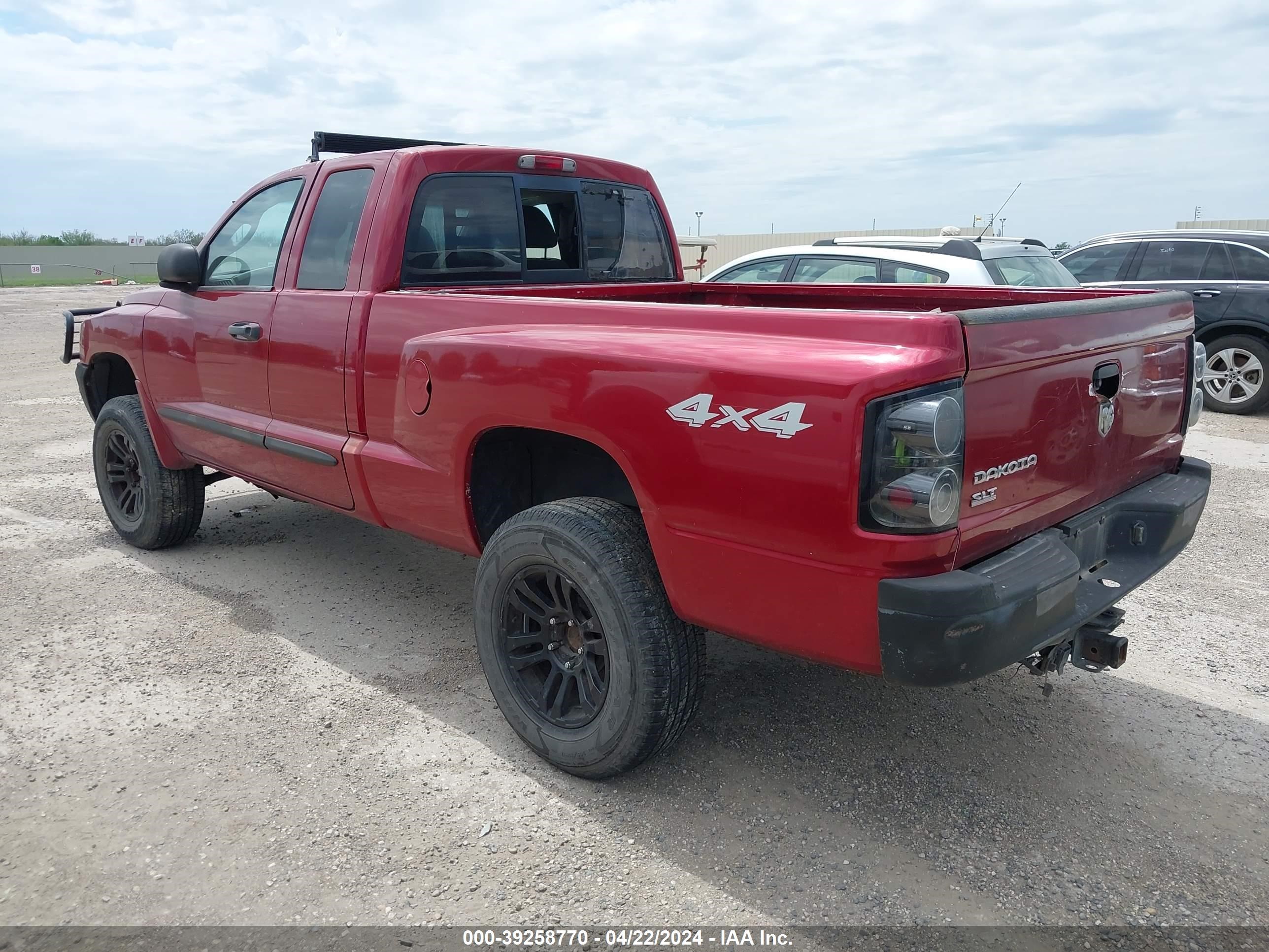 Photo 2 VIN: 1D7HW42N26S717357 - DODGE DAKOTA 