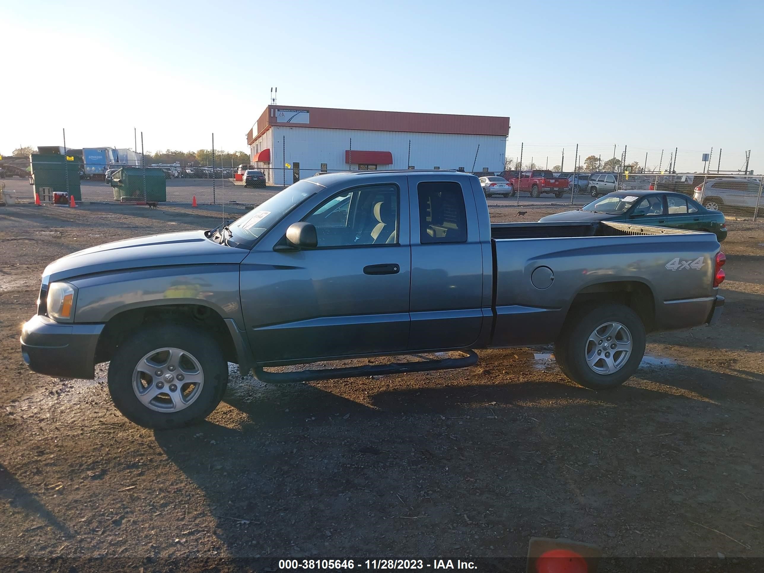 Photo 13 VIN: 1D7HW42NX6S595802 - DODGE DAKOTA 