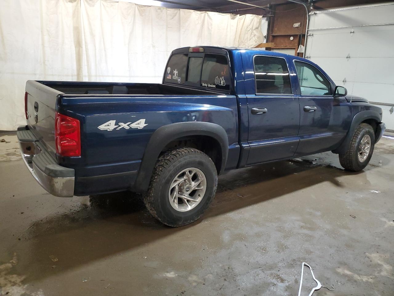 Photo 2 VIN: 1D7HW48KX5S138970 - DODGE DAKOTA 