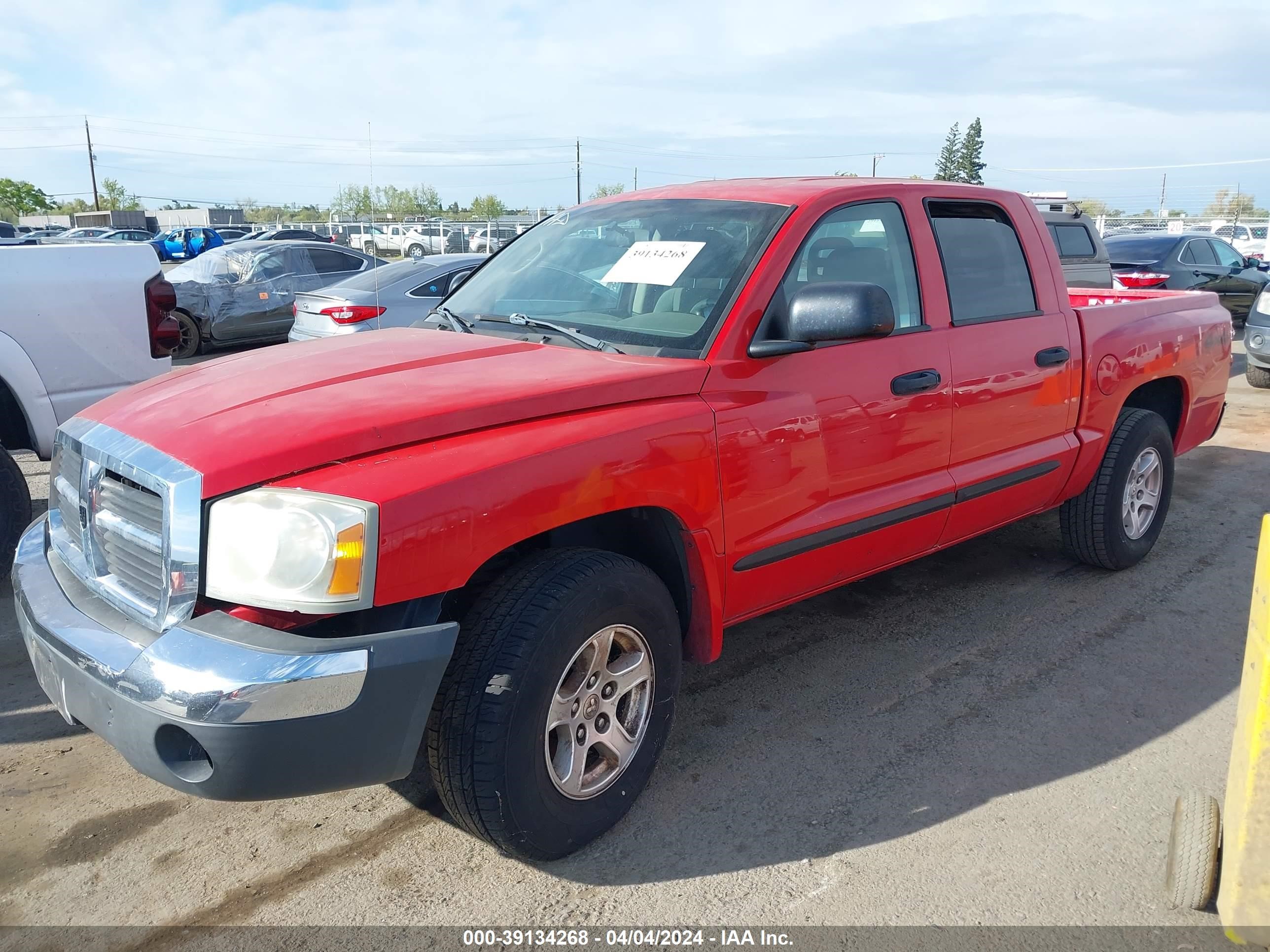 Photo 1 VIN: 1D7HW48N15S253984 - DODGE DAKOTA 