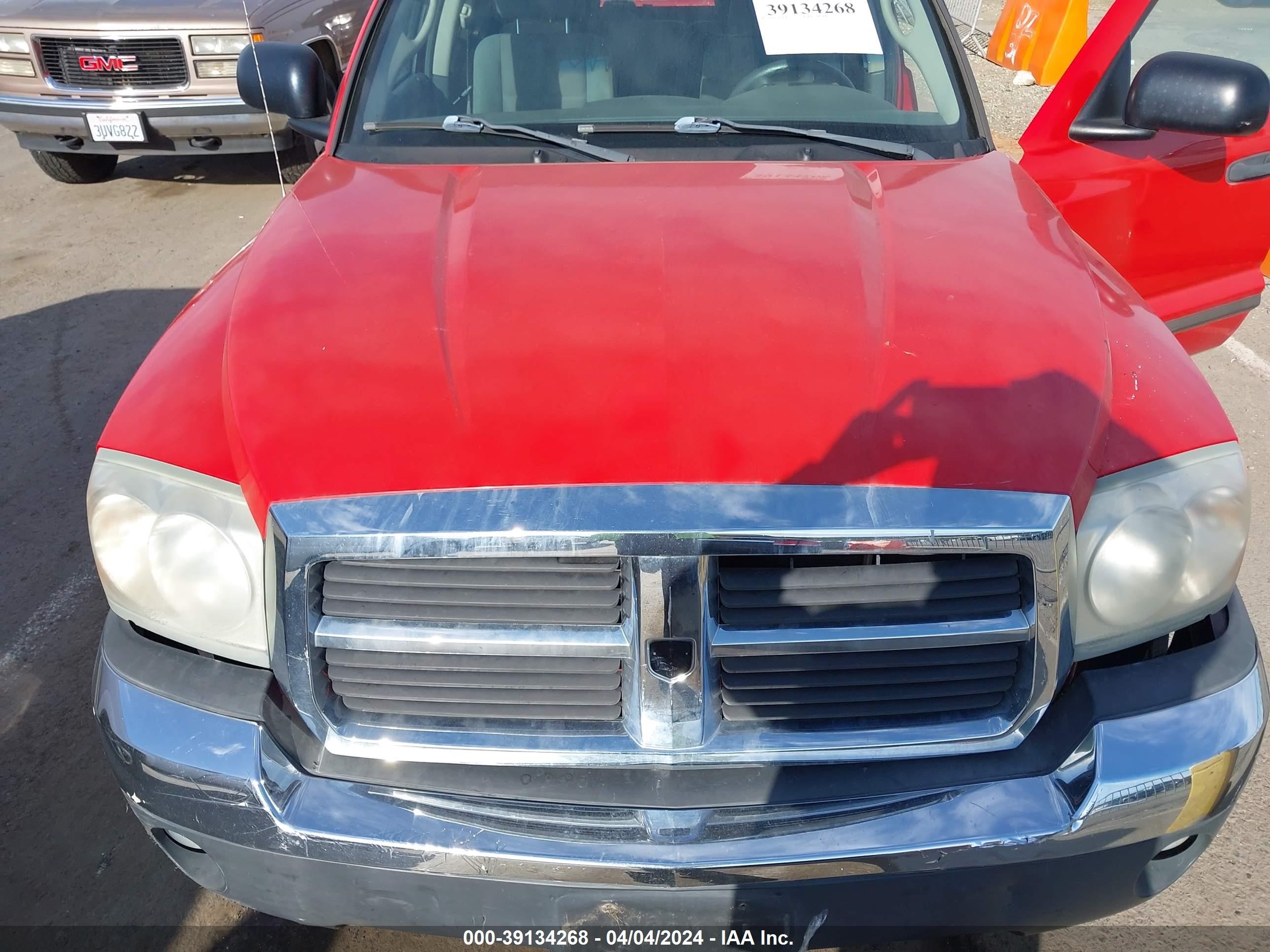 Photo 9 VIN: 1D7HW48N15S253984 - DODGE DAKOTA 