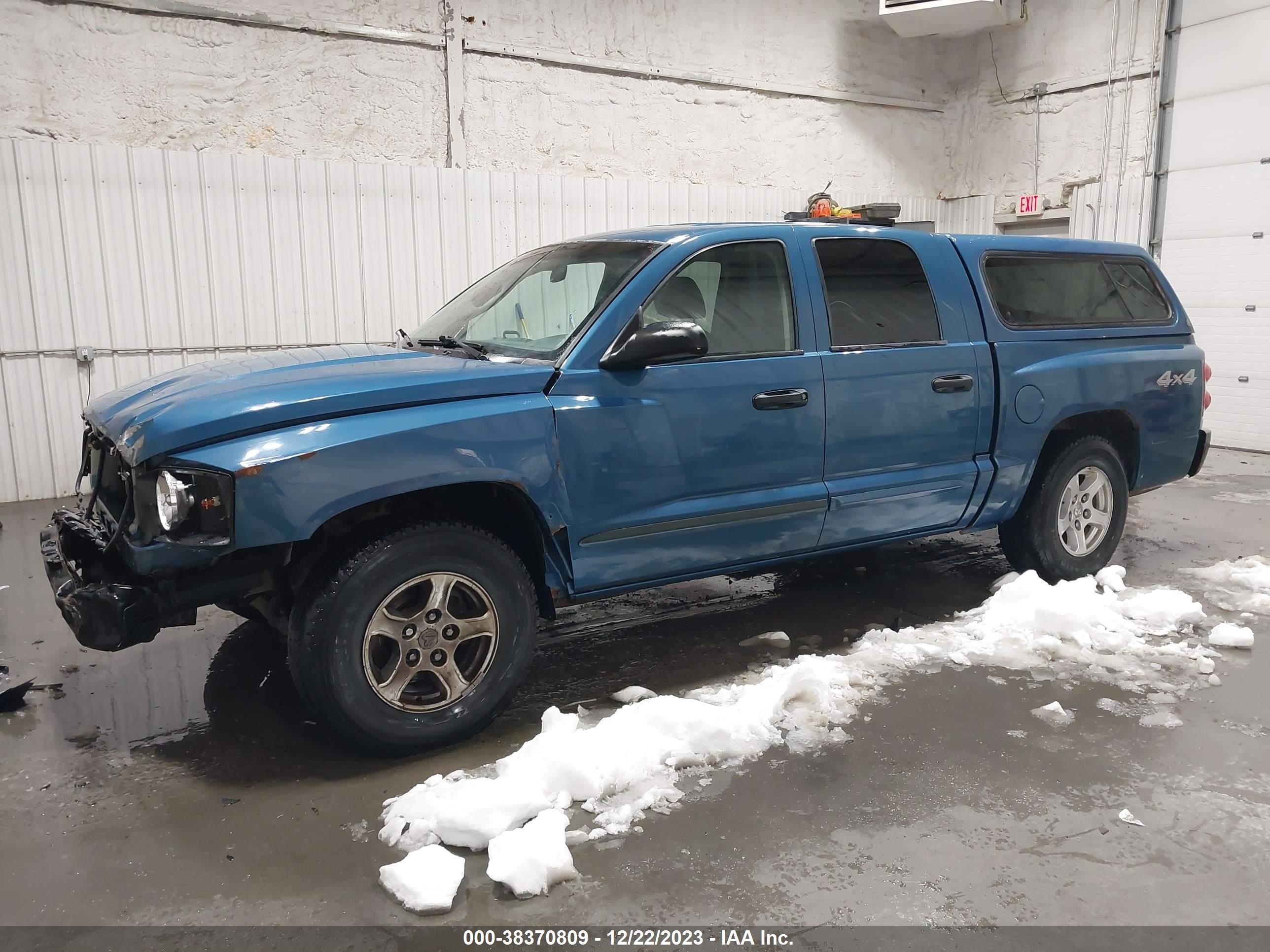 Photo 1 VIN: 1D7HW48N25S244999 - DODGE DAKOTA 