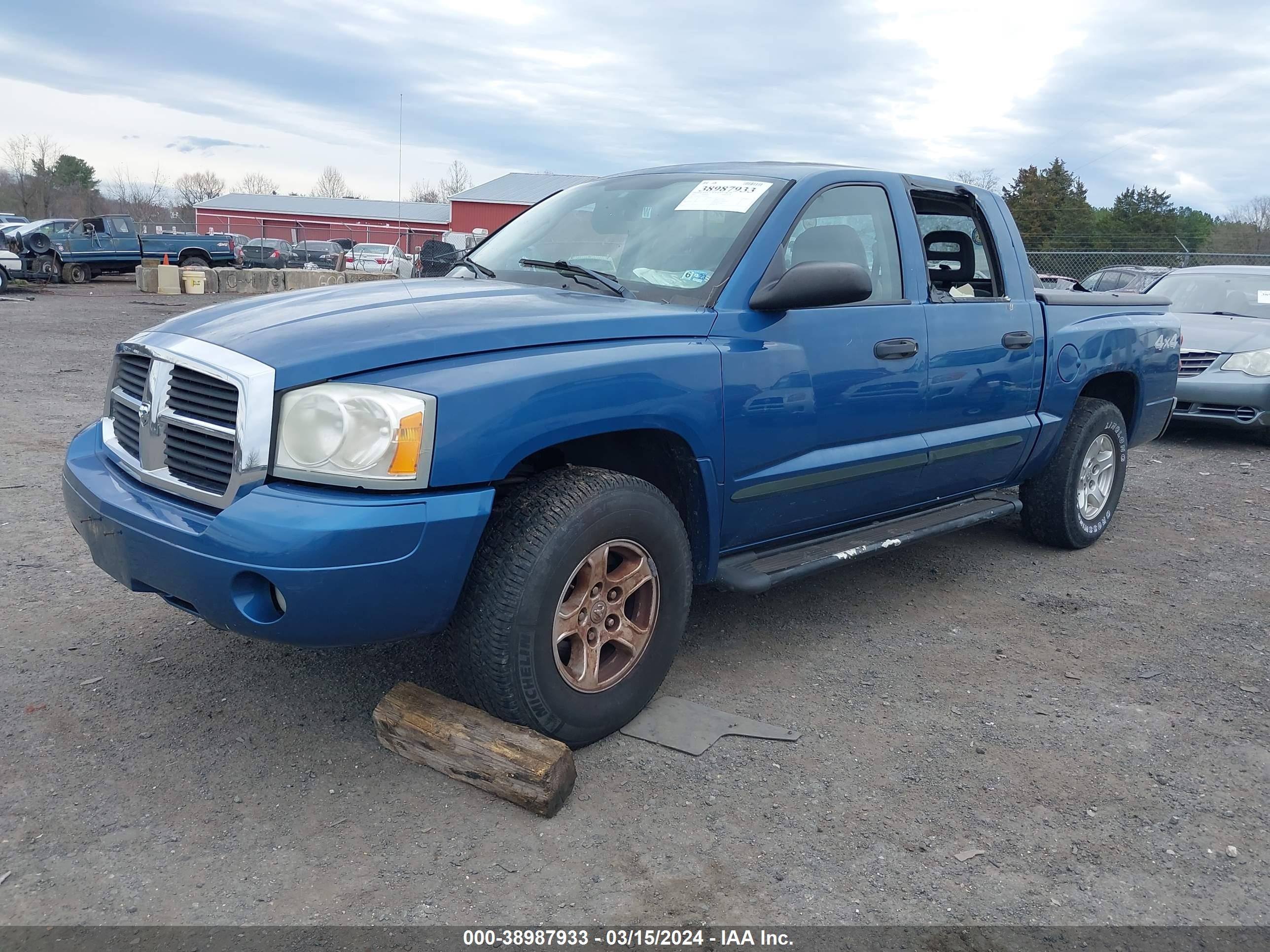 Photo 1 VIN: 1D7HW48N25S245120 - DODGE DAKOTA 