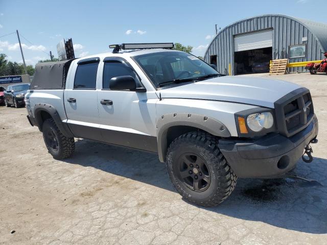 Photo 3 VIN: 1D7HW48N25S326523 - DODGE DAKOTA 