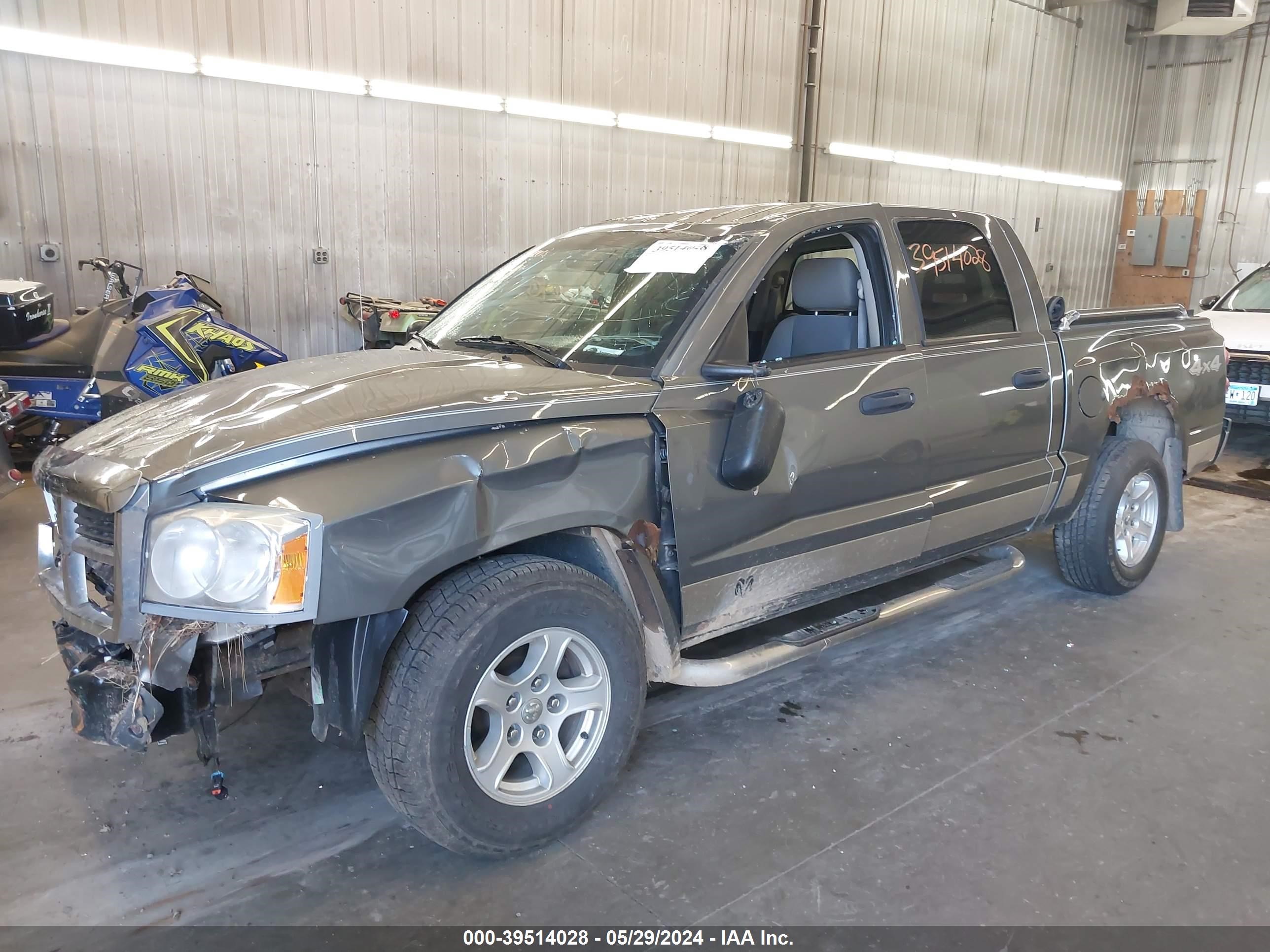 Photo 1 VIN: 1D7HW48N36S561403 - DODGE DAKOTA 