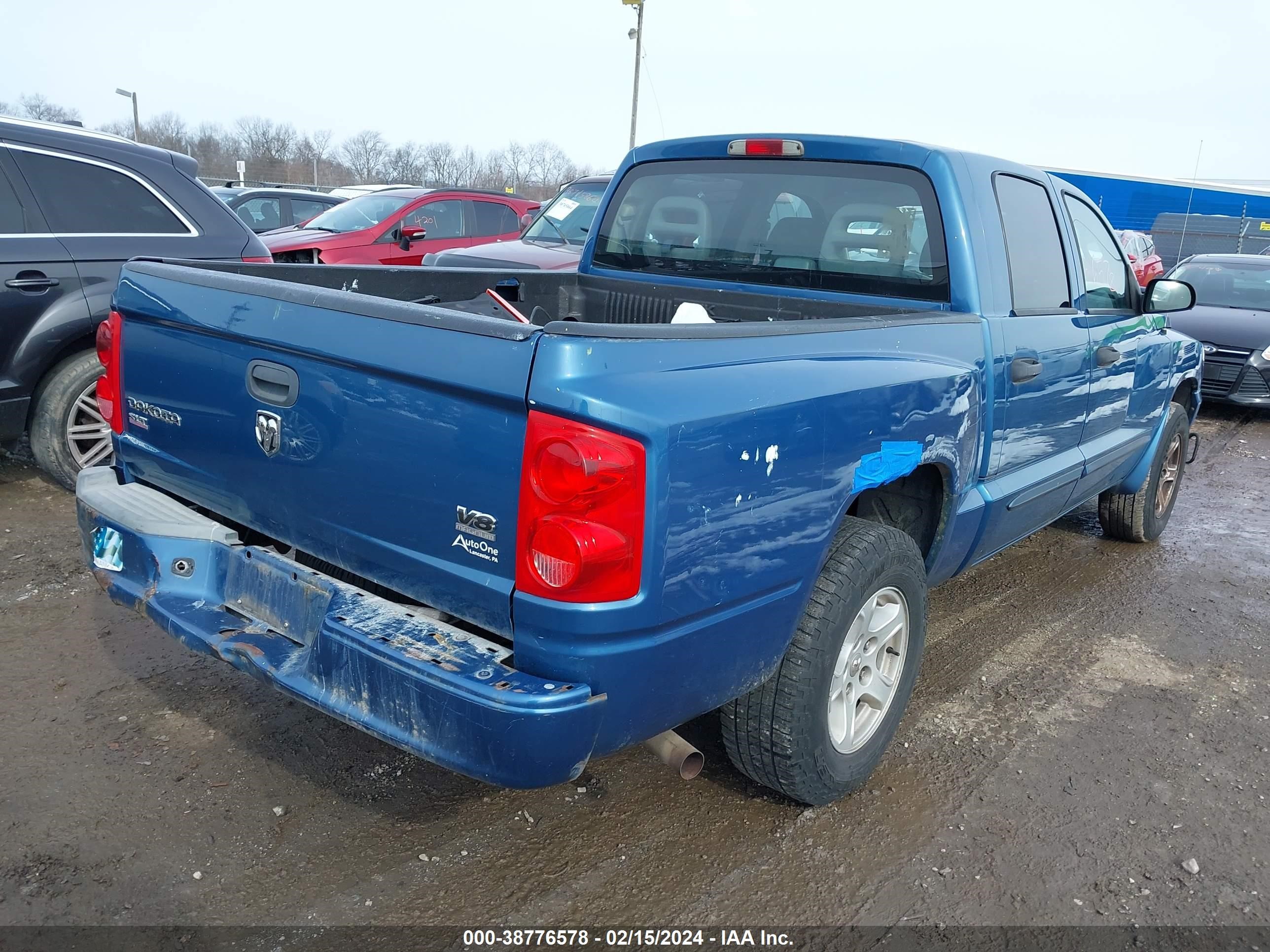 Photo 3 VIN: 1D7HW48N96S689807 - DODGE DAKOTA 