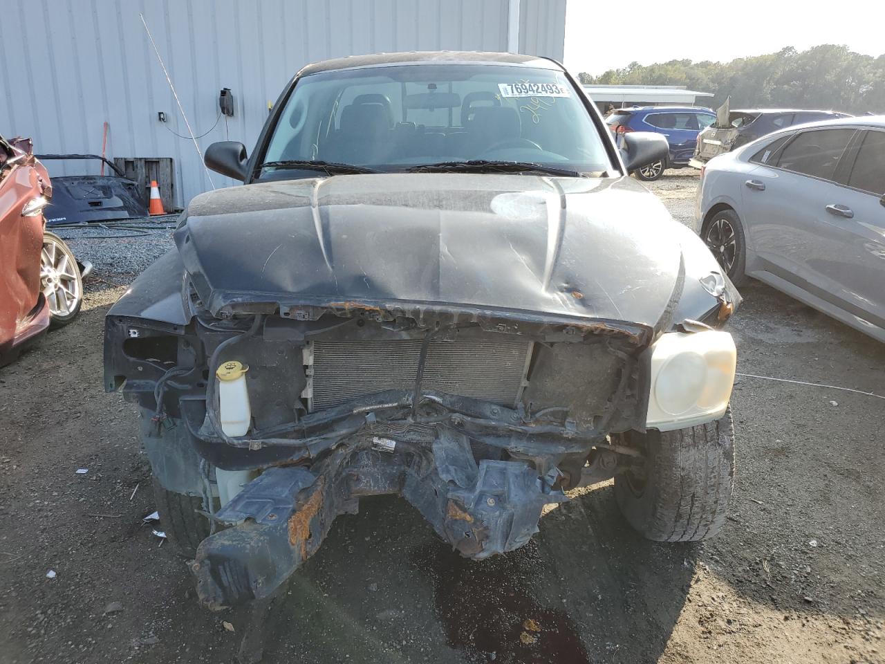 Photo 4 VIN: 1D7HW48NX6S716562 - DODGE DAKOTA 