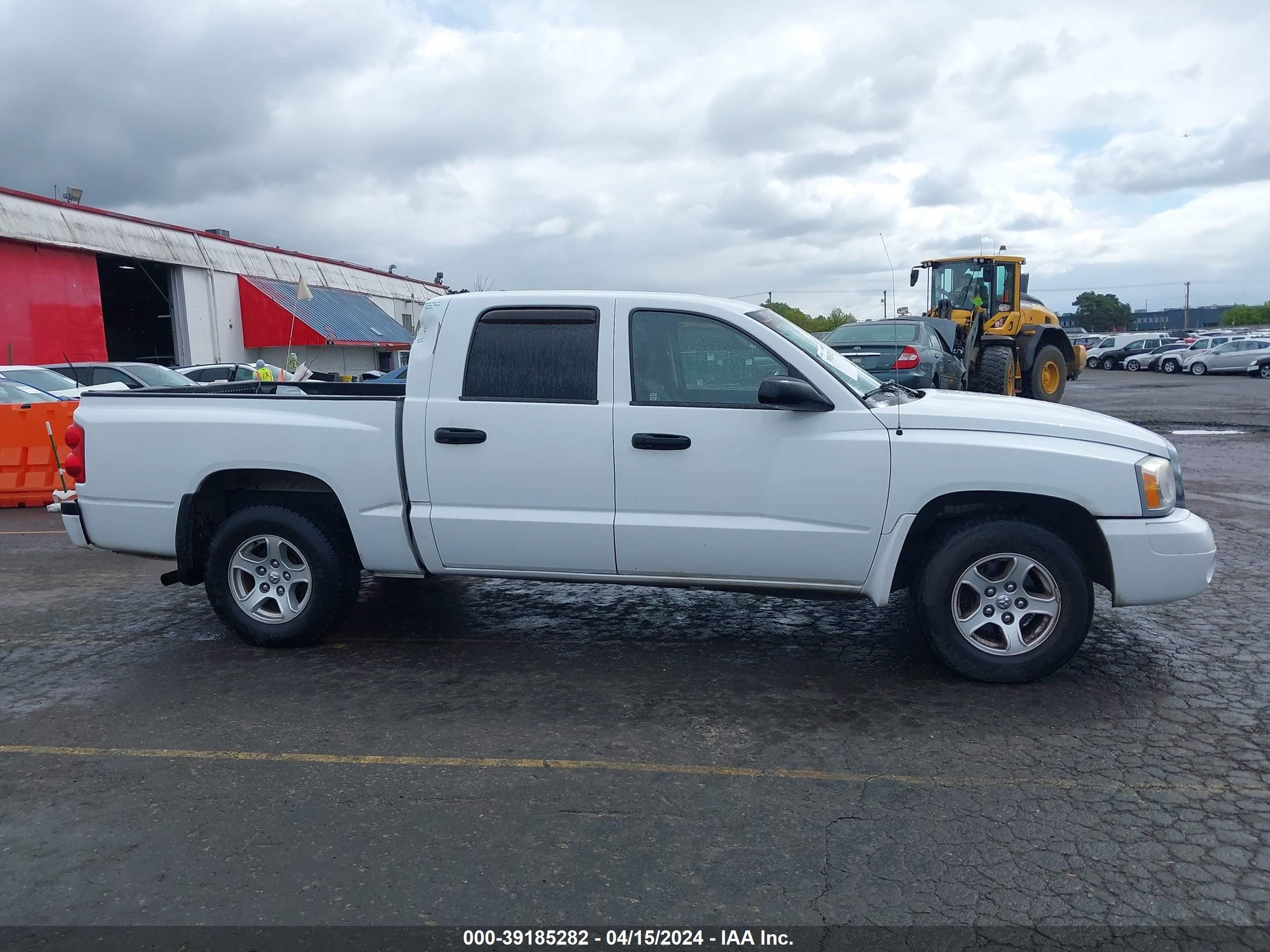 Photo 12 VIN: 1D7HW48NX7S207654 - DODGE DAKOTA 