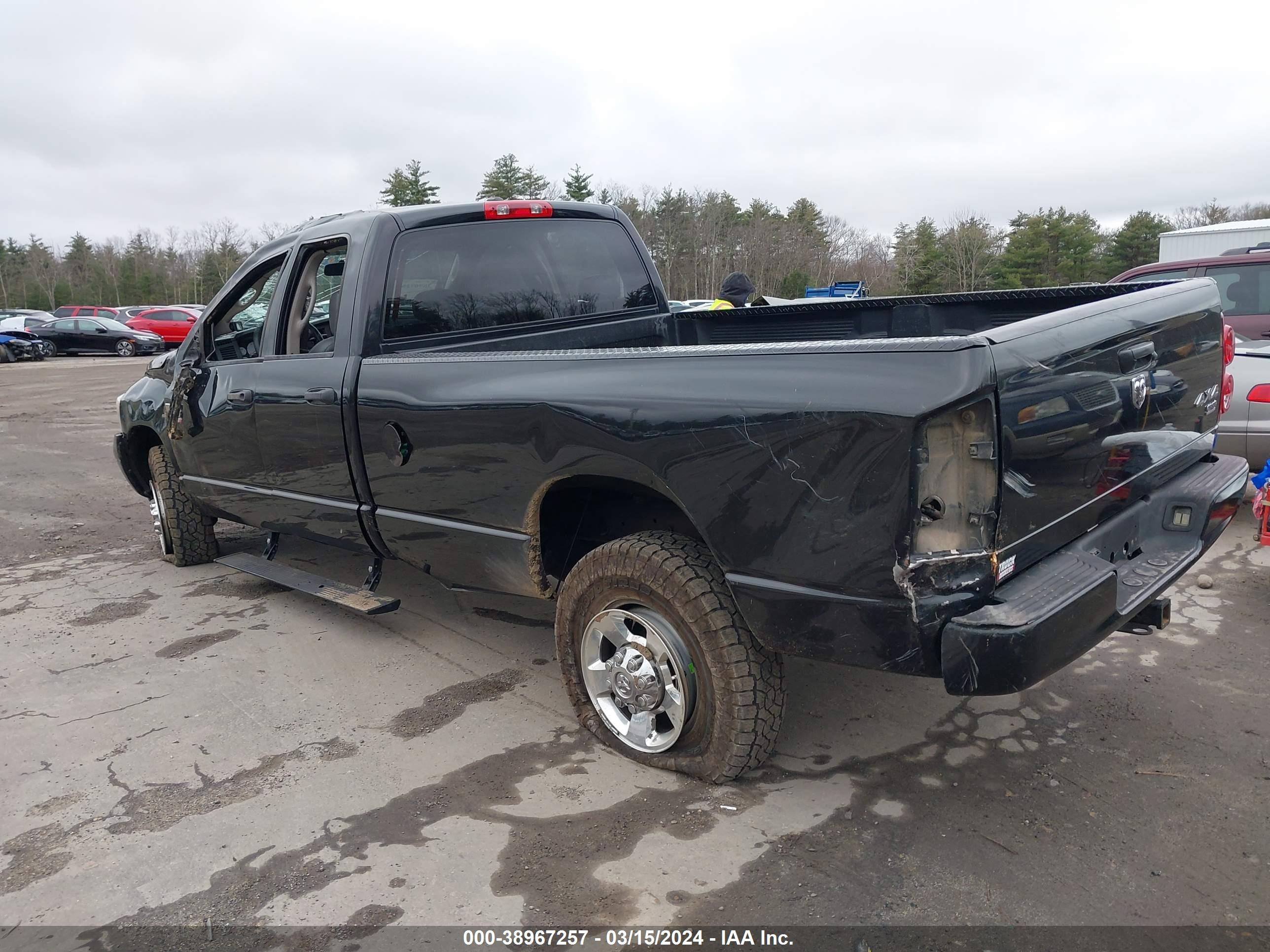 Photo 2 VIN: 1D7KS28AX7J617783 - DODGE RAM 