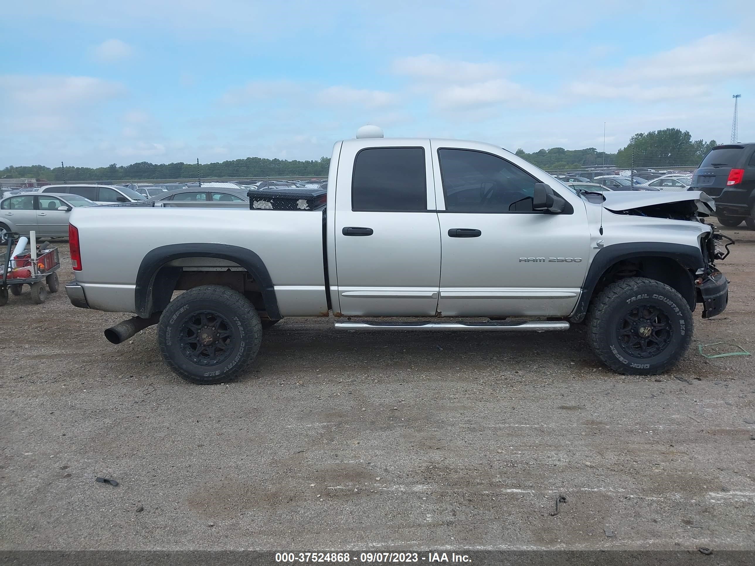 Photo 13 VIN: 1D7KS28C26J154506 - DODGE RAM 