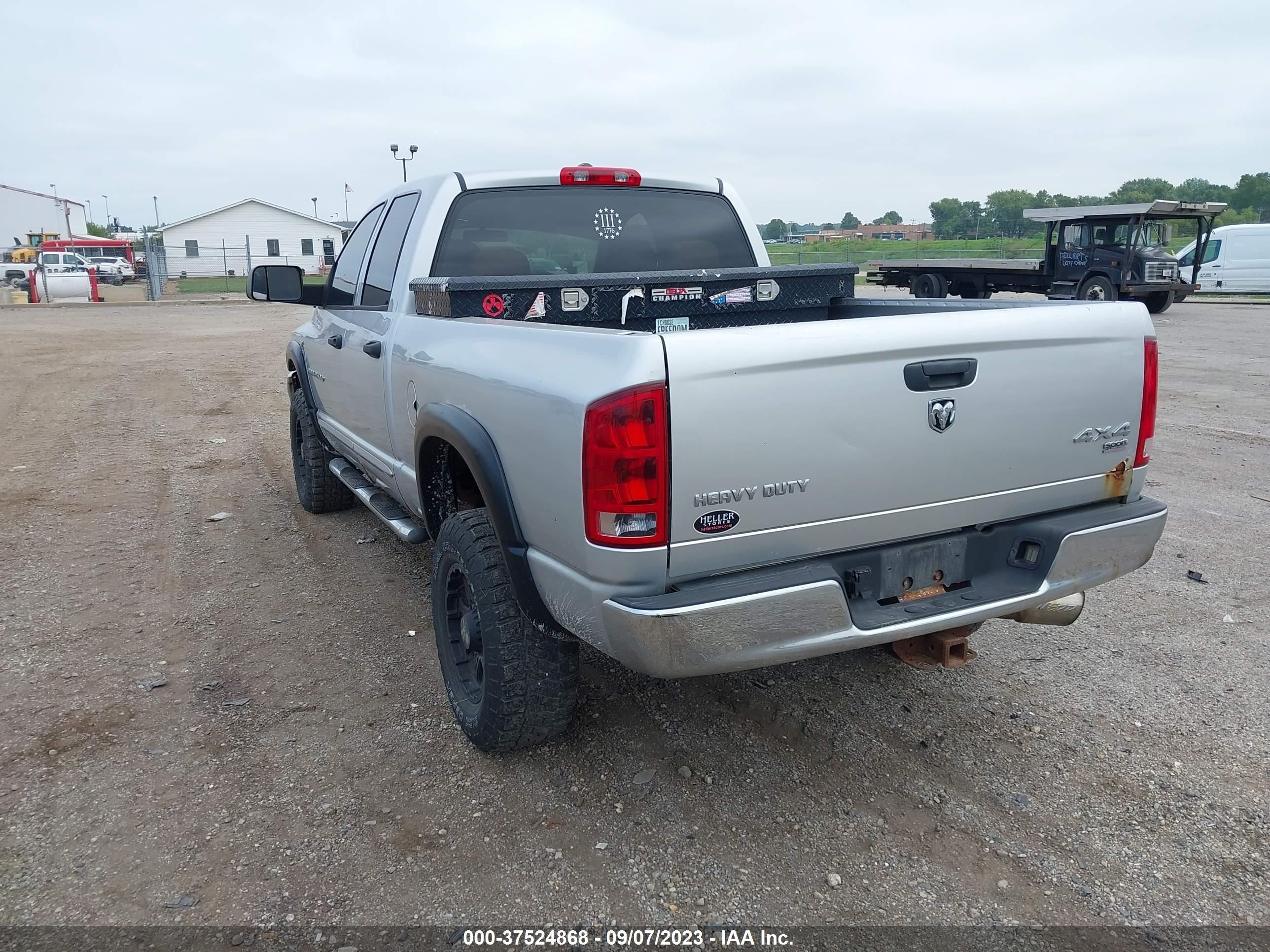 Photo 2 VIN: 1D7KS28C26J154506 - DODGE RAM 