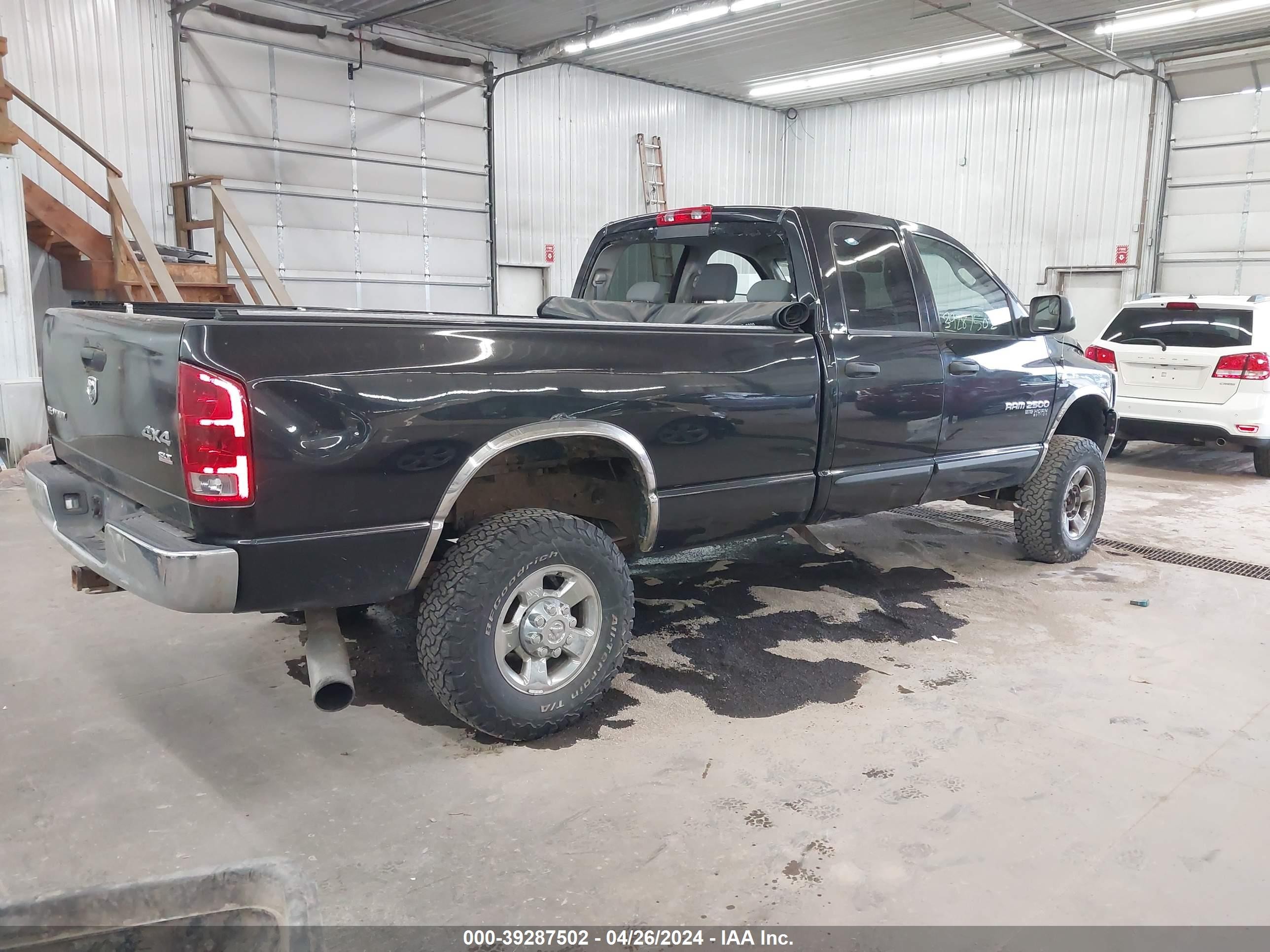 Photo 3 VIN: 1D7KS28C26J243881 - DODGE RAM 