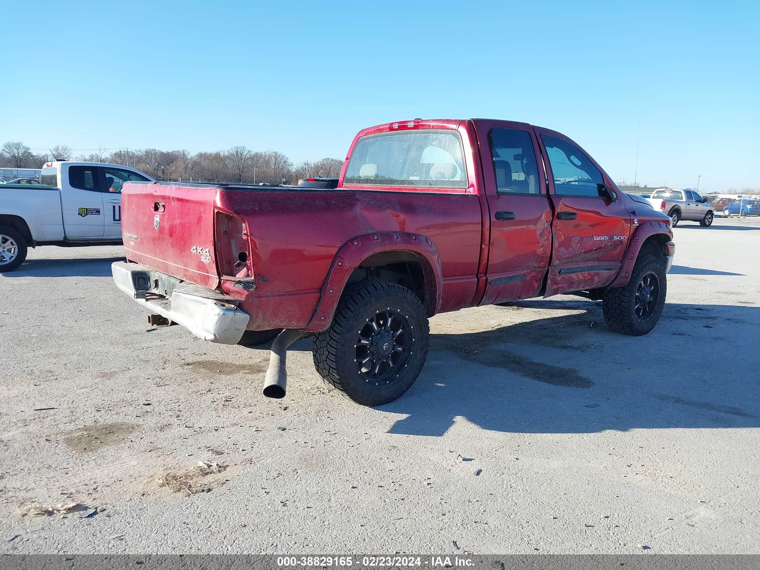 Photo 3 VIN: 1D7KS28C96J172162 - DODGE RAM 