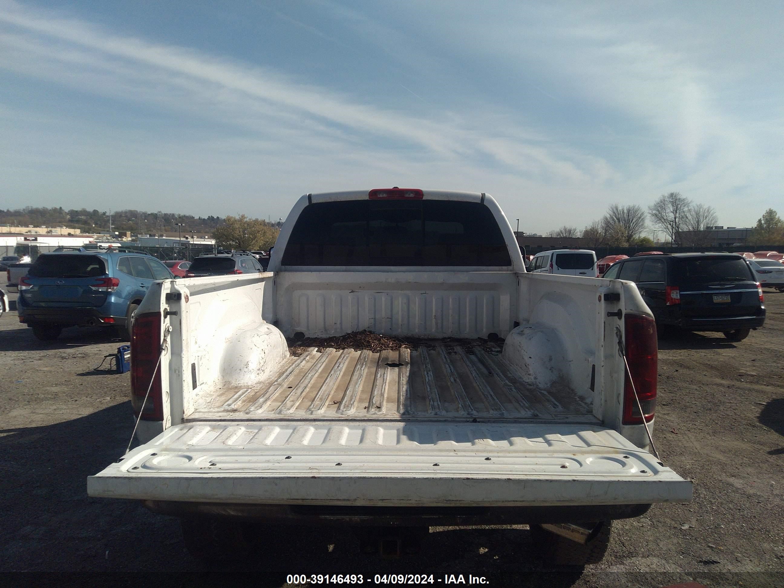 Photo 11 VIN: 1D7KS28CX6J138280 - DODGE RAM 