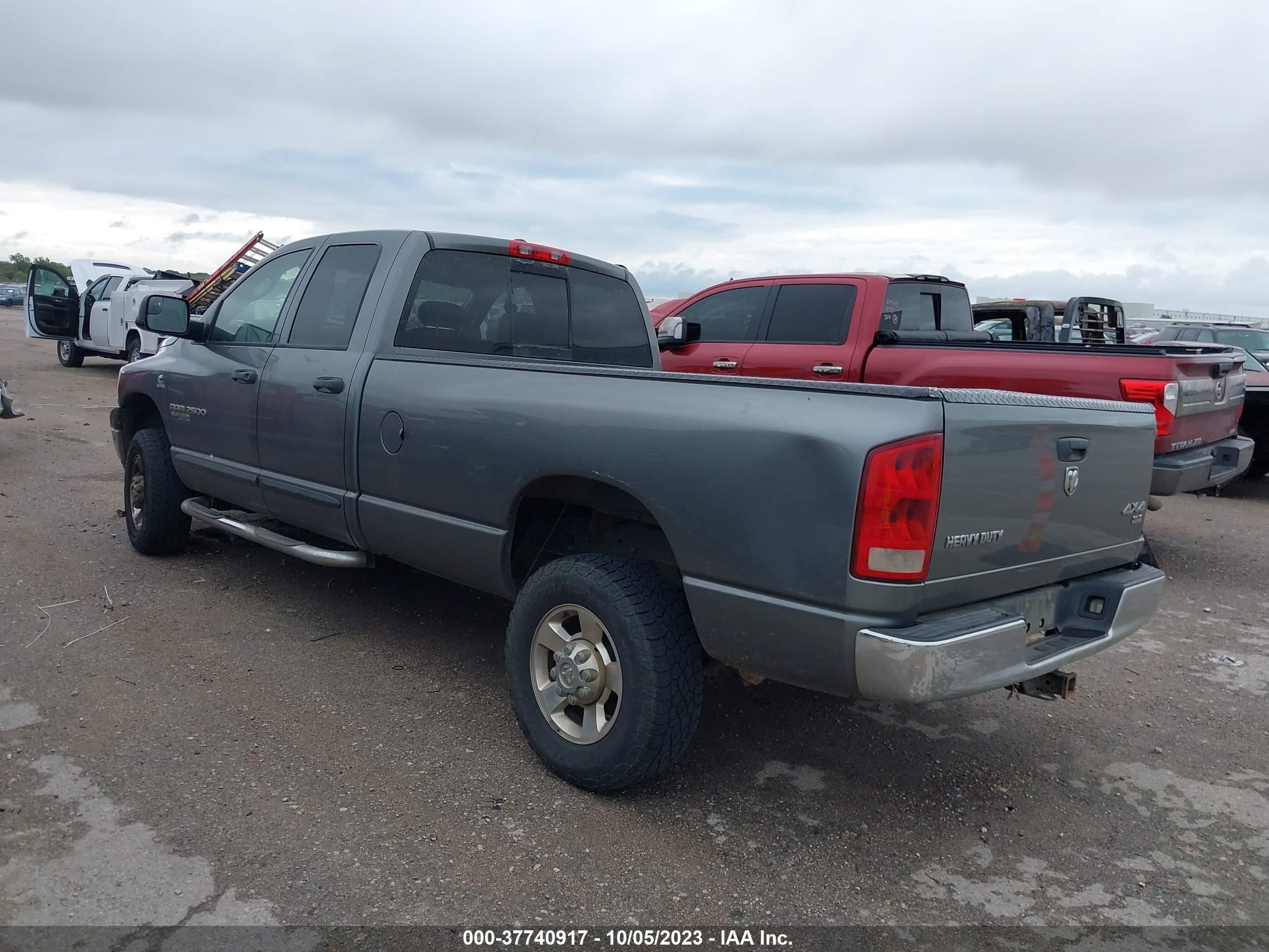 Photo 2 VIN: 1D7KS28CX6J176253 - DODGE RAM 