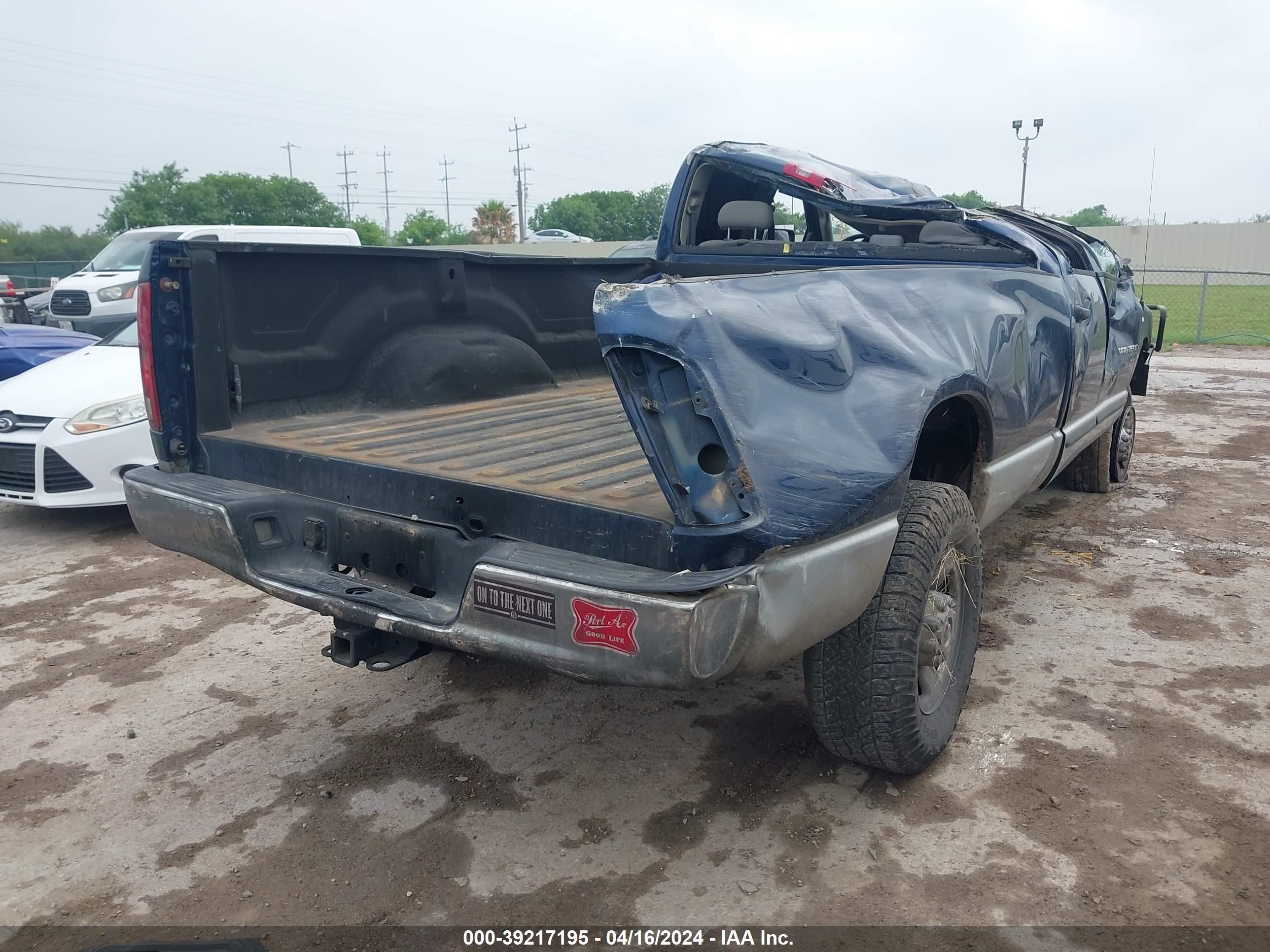 Photo 3 VIN: 1D7KS28CX6J230201 - DODGE RAM 