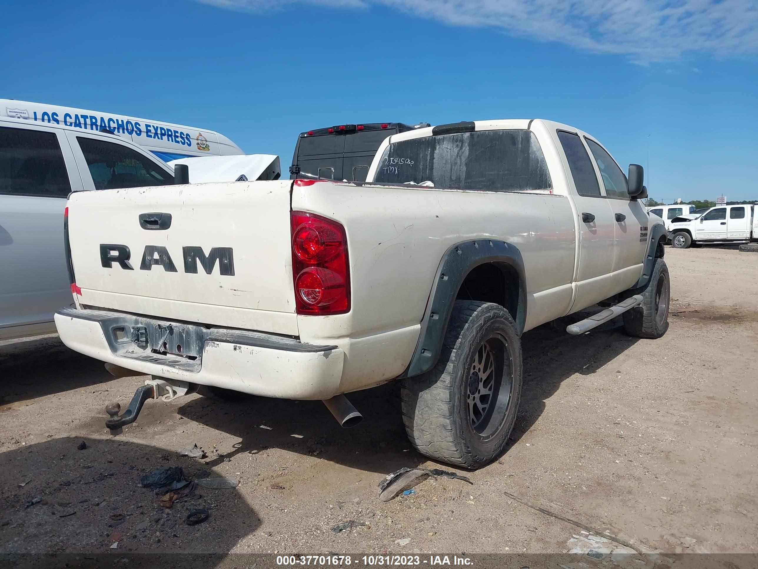 Photo 3 VIN: 1D7KS28D57J545062 - DODGE RAM 