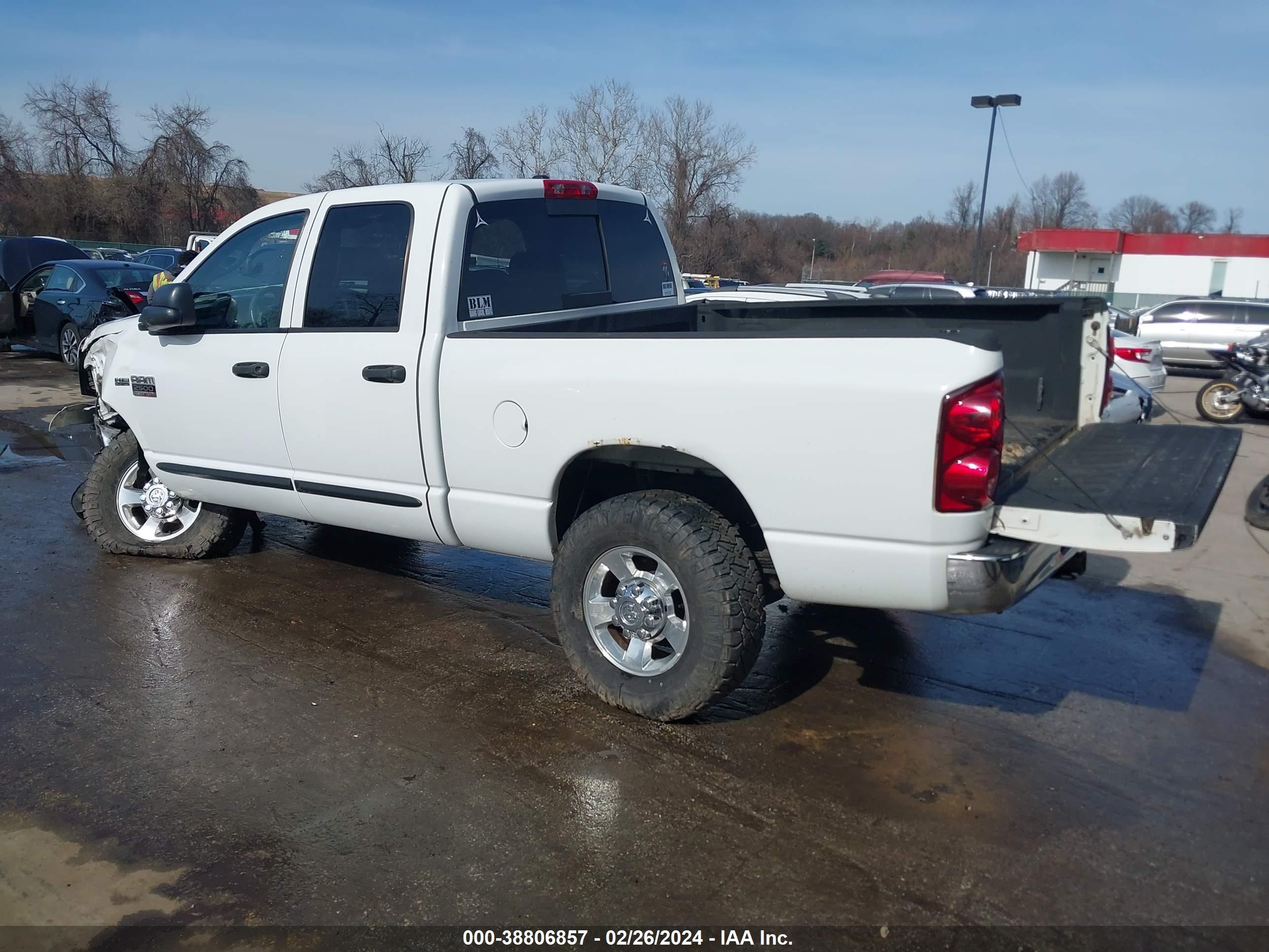 Photo 2 VIN: 1D7KS28D97J568893 - DODGE RAM 