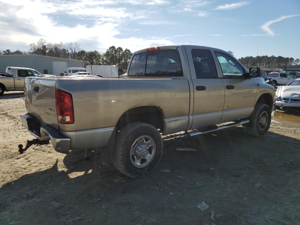 Photo 2 VIN: 1D7KU28D04J142872 - DODGE RAM 