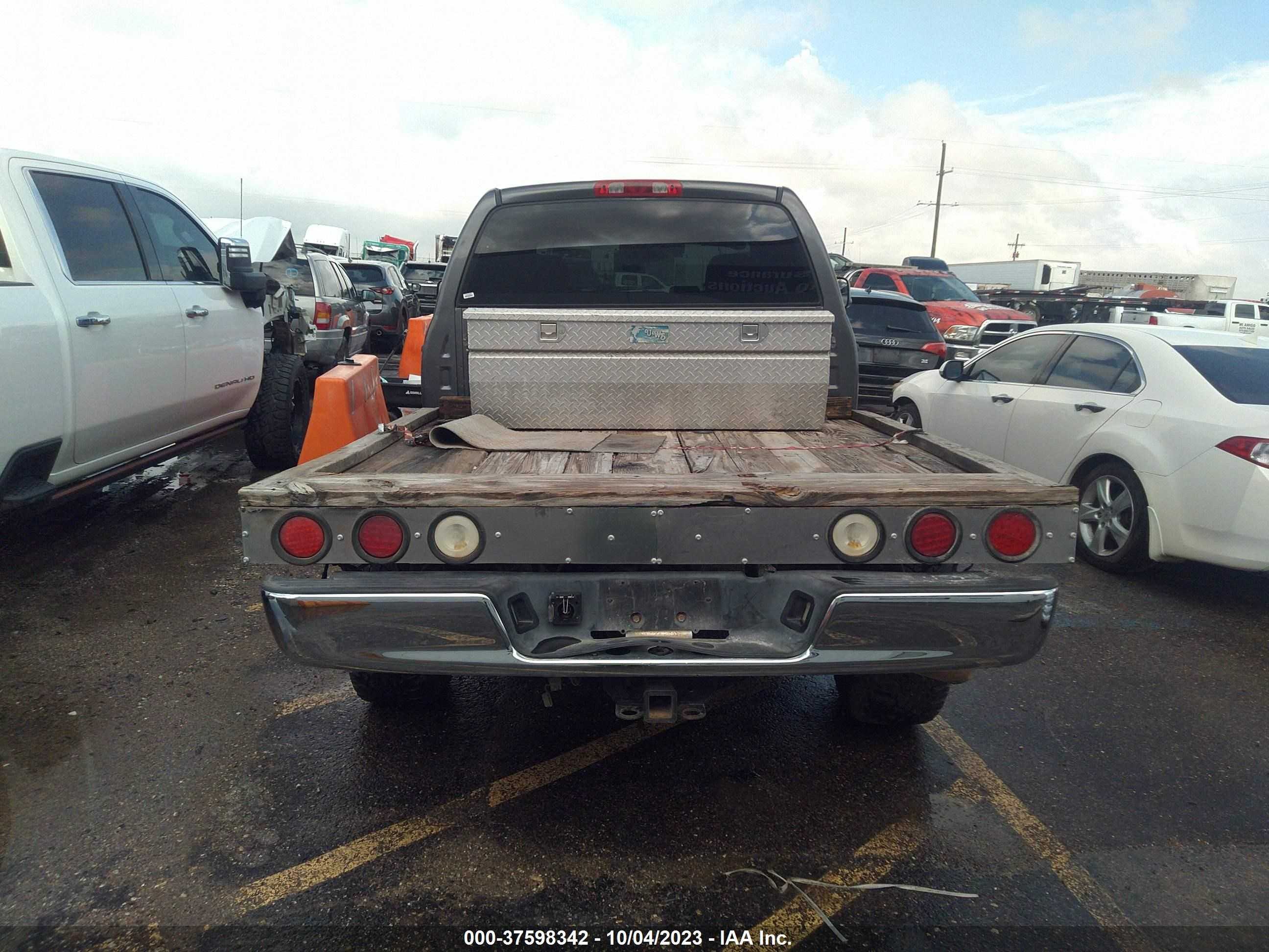 Photo 15 VIN: 1D7KU28D84J177367 - DODGE RAM 