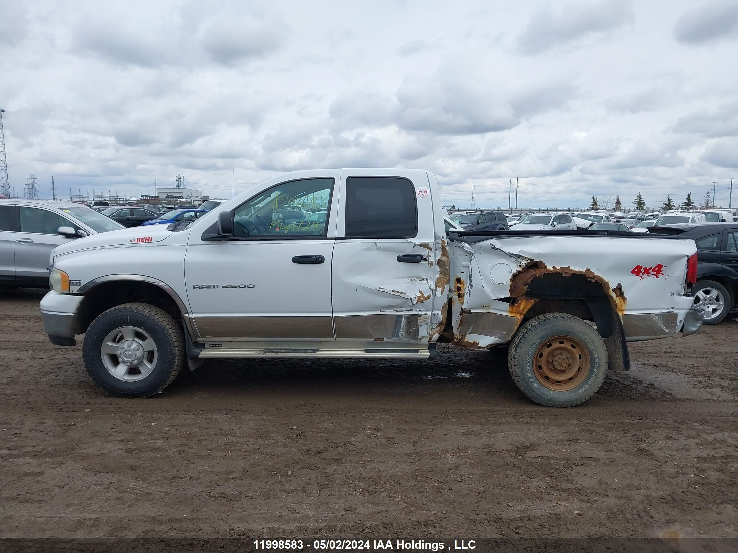 Photo 13 VIN: 1D7KU28DX3J551914 - DODGE RAM 