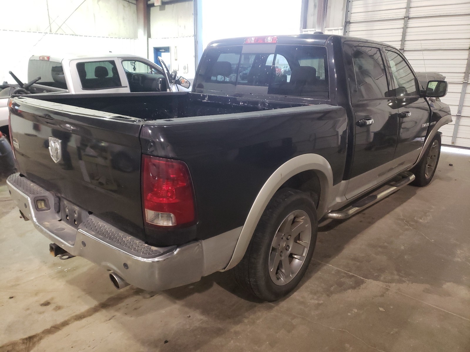 Photo 3 VIN: 1D7RB1CT3AS132372 - DODGE RAM 1500 