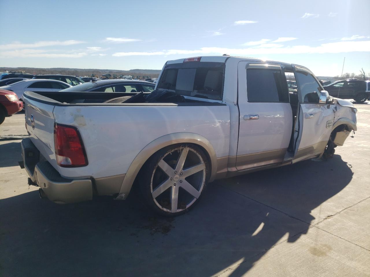 Photo 2 VIN: 1D7RB1CT3BS703487 - DODGE RAM 