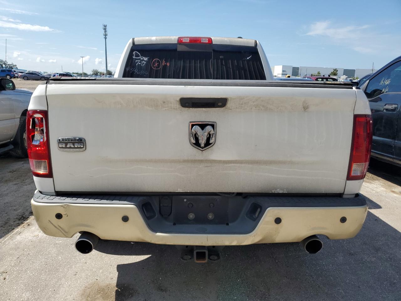 Photo 5 VIN: 1D7RB1CT8BS692938 - DODGE RAM 