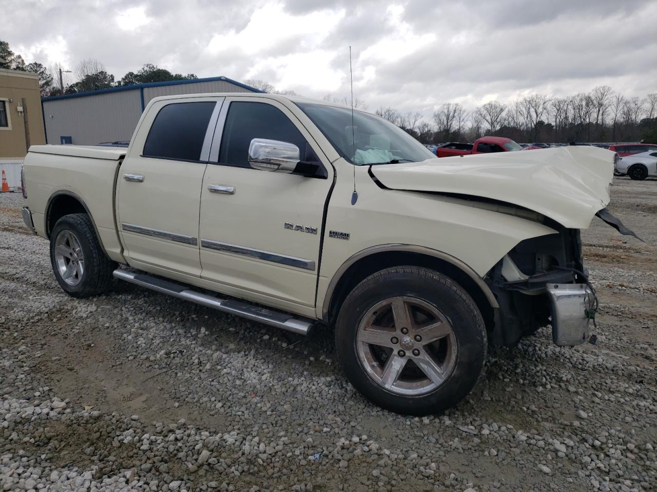 Photo 3 VIN: 1D7RB1CT9AS226546 - DODGE RAM 