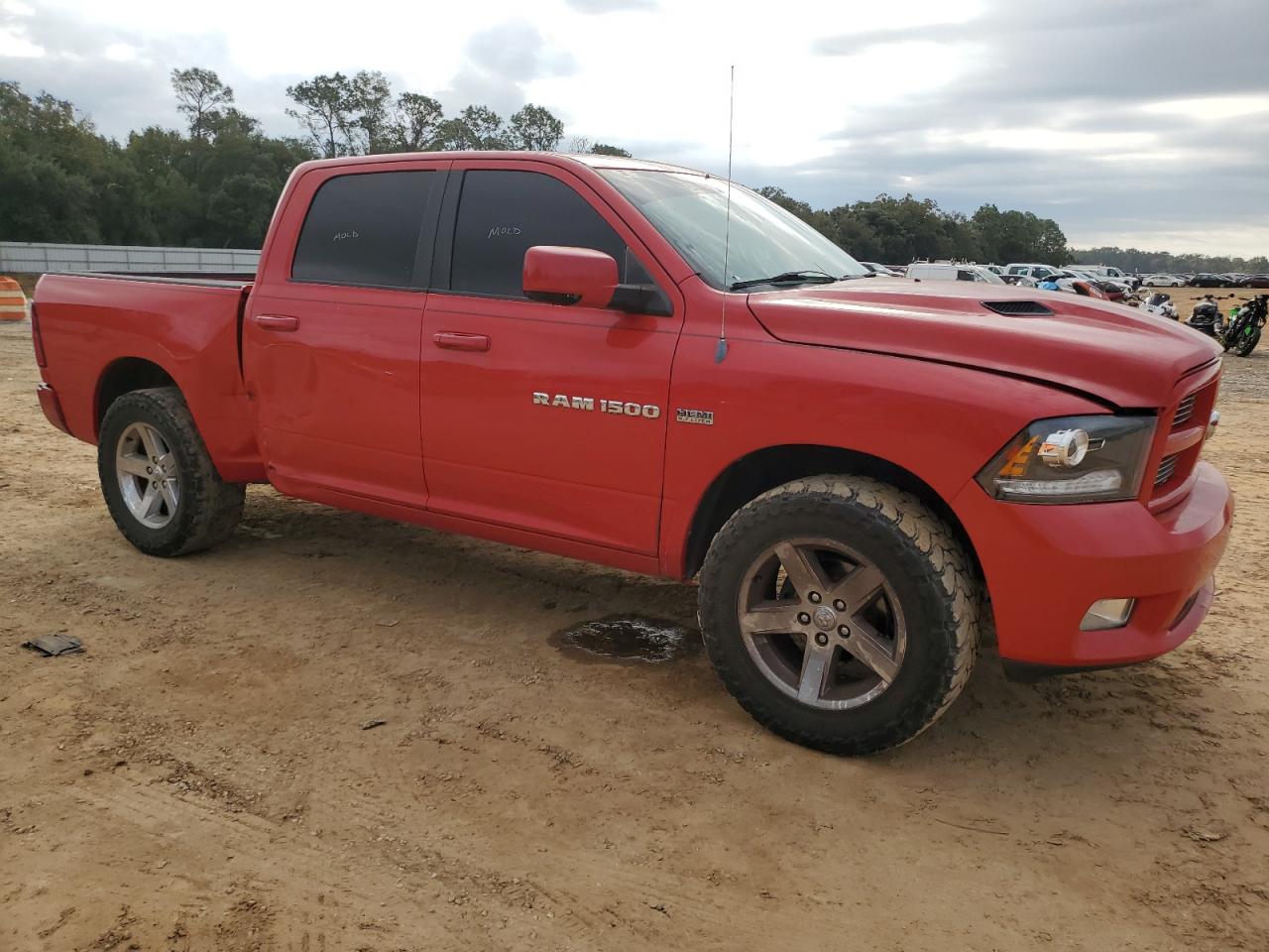 Photo 3 VIN: 1D7RB1CT9BS607038 - DODGE RAM 