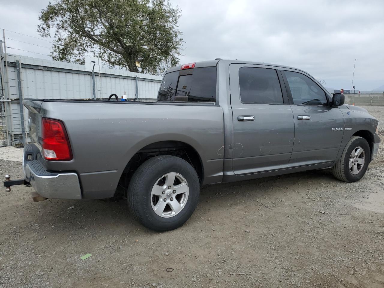 Photo 2 VIN: 1D7RB1CTXAS132563 - DODGE RAM 