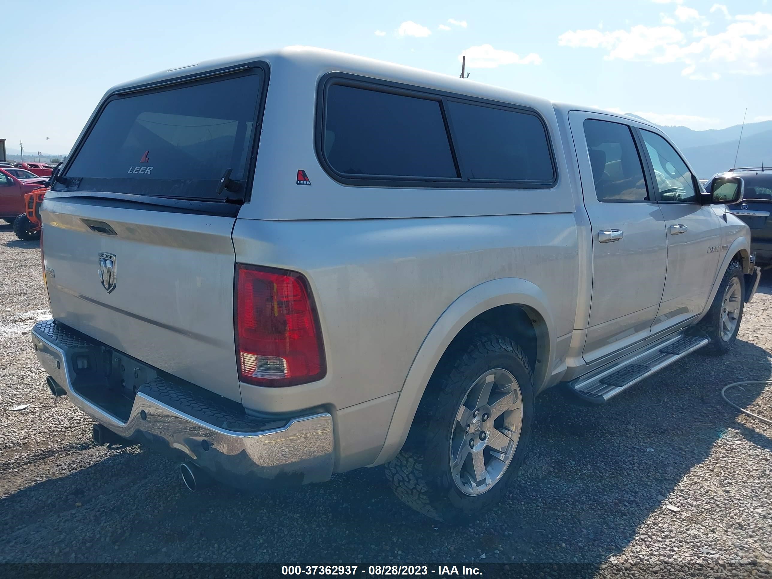 Photo 3 VIN: 1D7RB1CTXAS184338 - DODGE RAM 