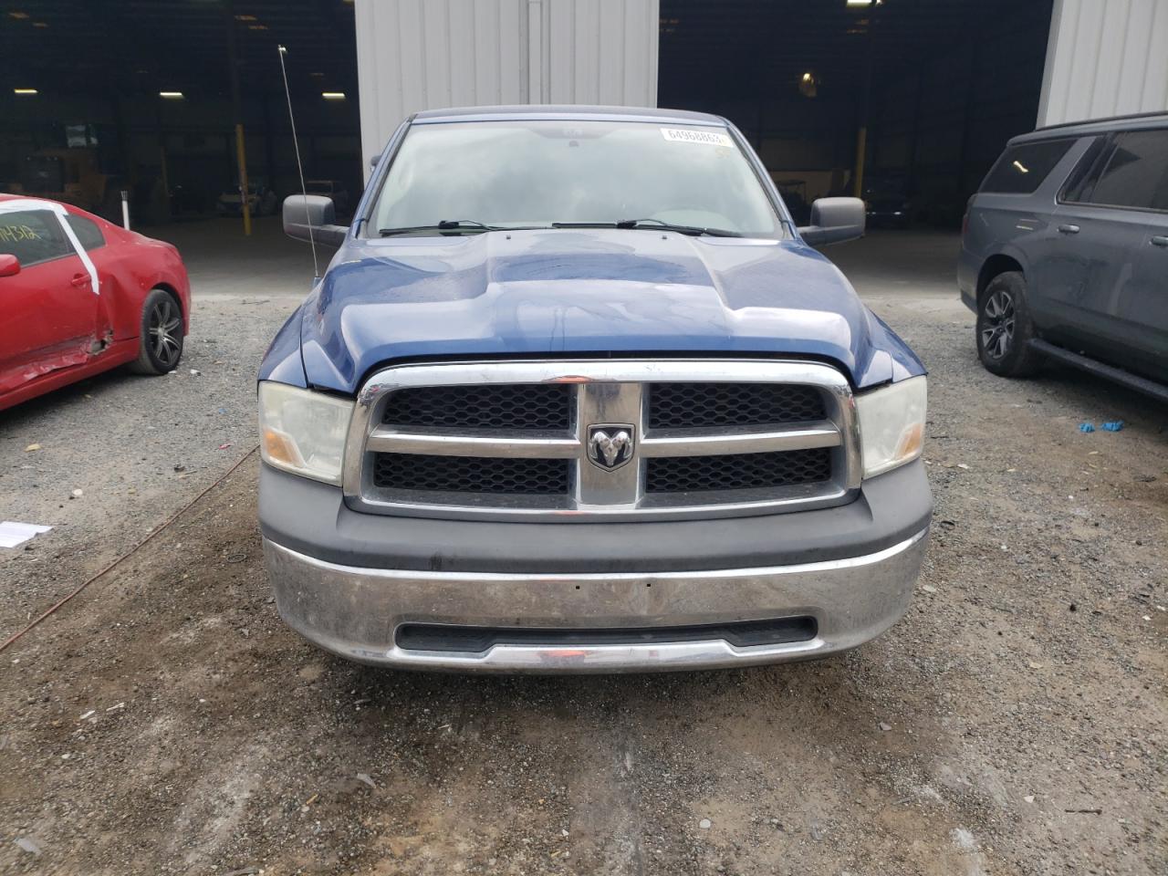 Photo 4 VIN: 1D7RB1GK8BS688809 - DODGE RAM 