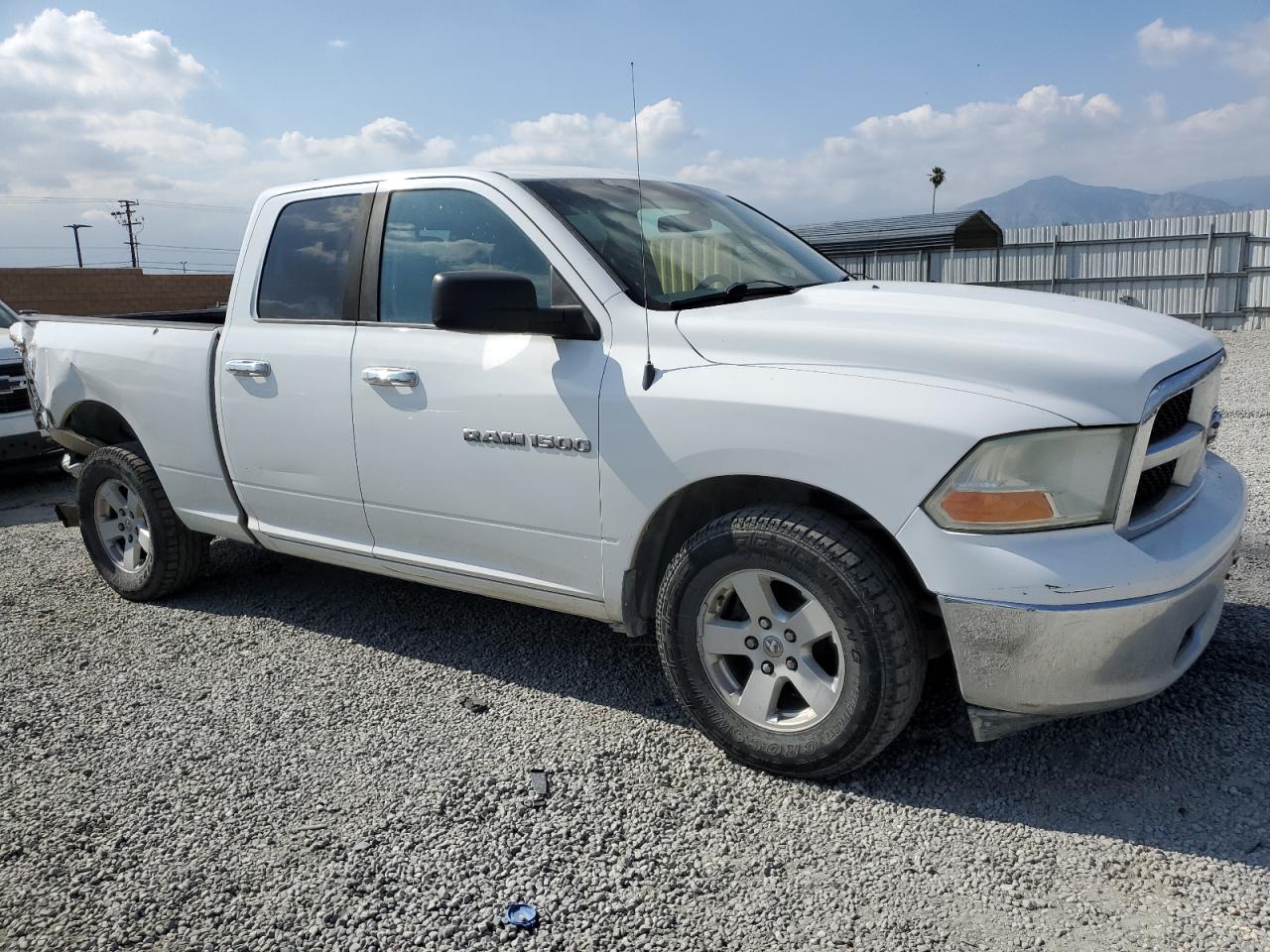 Photo 3 VIN: 1D7RB1GP1BS652021 - DODGE RAM 