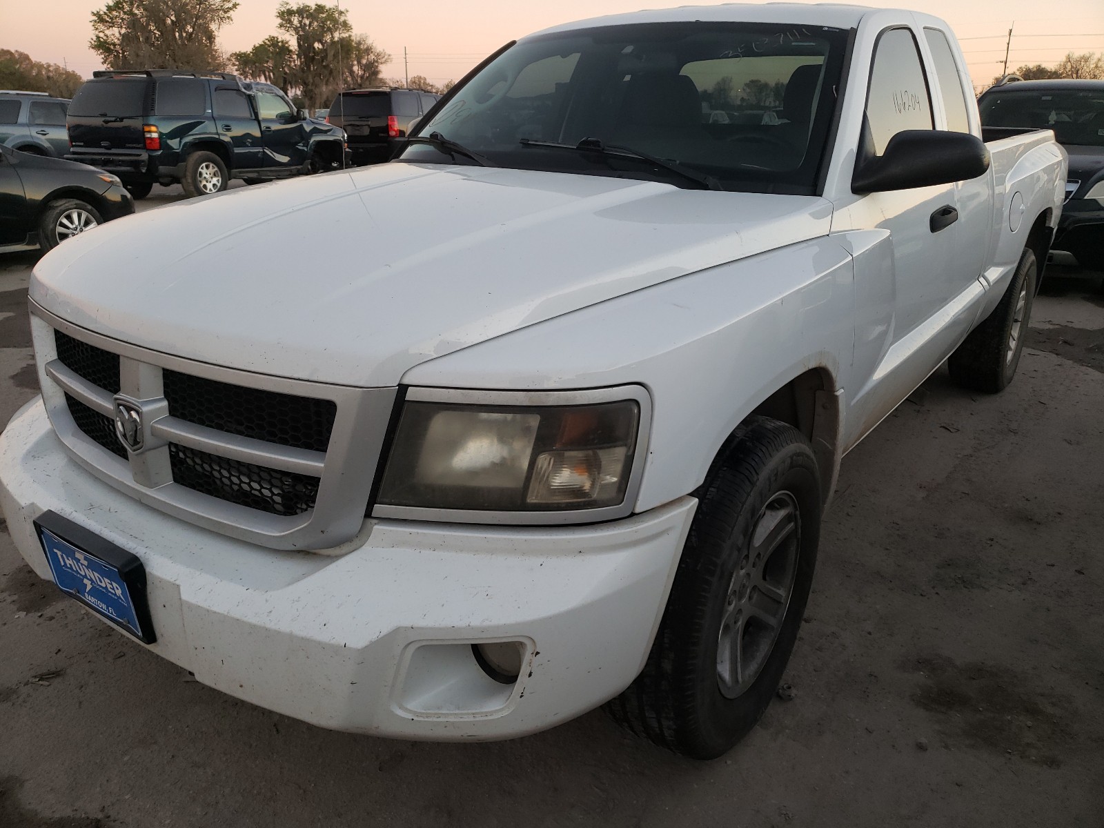 Photo 1 VIN: 1D7RE3BK5BS592792 - DODGE DAKOTA SLT 