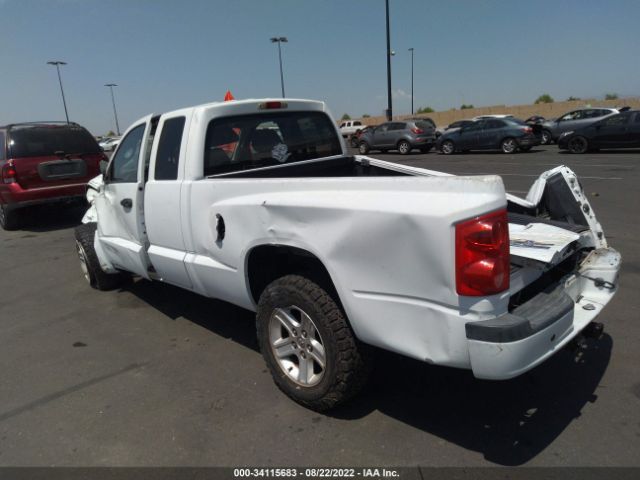 Photo 2 VIN: 1D7RE3BK9BS627897 - RAM DAKOTA 