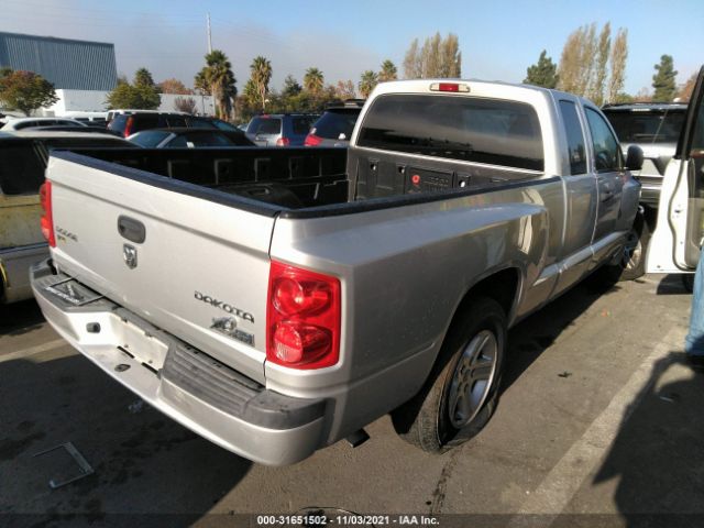 Photo 3 VIN: 1D7RE3BP6BS633684 - RAM DAKOTA 