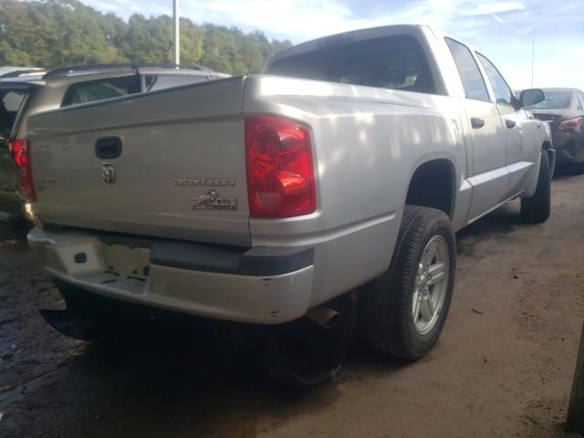 Photo 3 VIN: 1D7RE3GP2BS533090 - DODGE DAKOTA SLT 