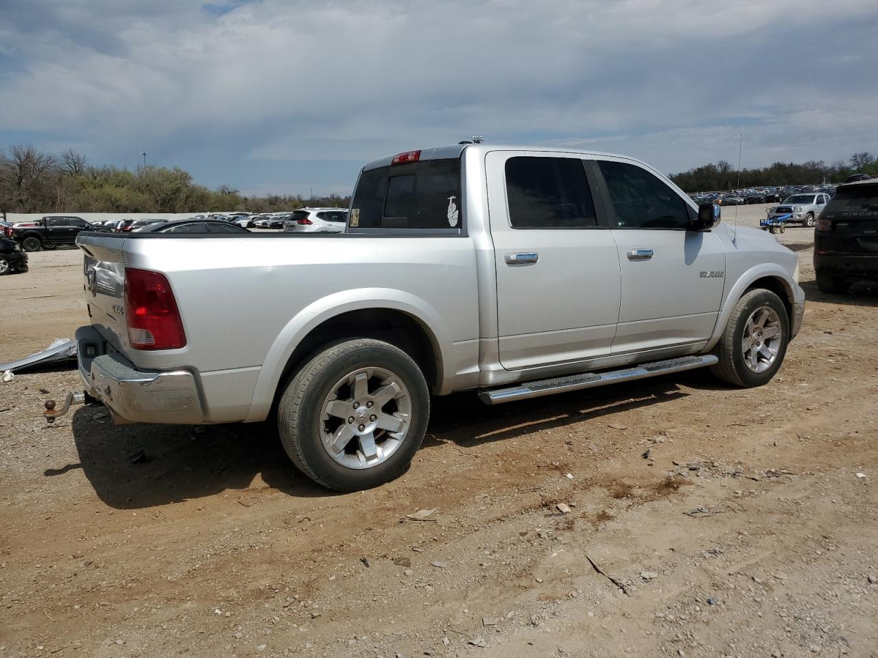 Photo 2 VIN: 1D7RV1CT0AS182461 - DODGE RAM 