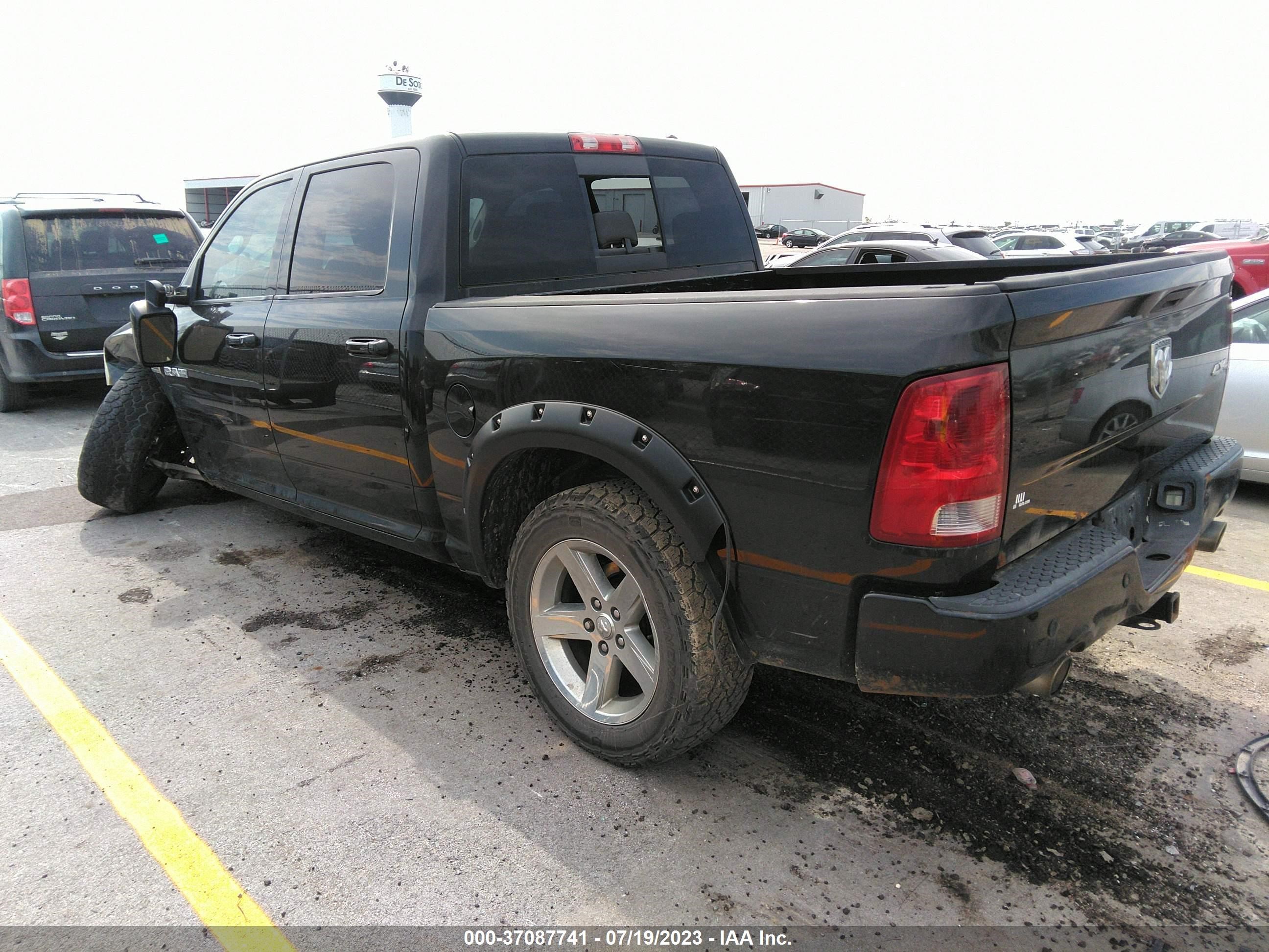 Photo 2 VIN: 1D7RV1CT1AS186356 - DODGE RAM 