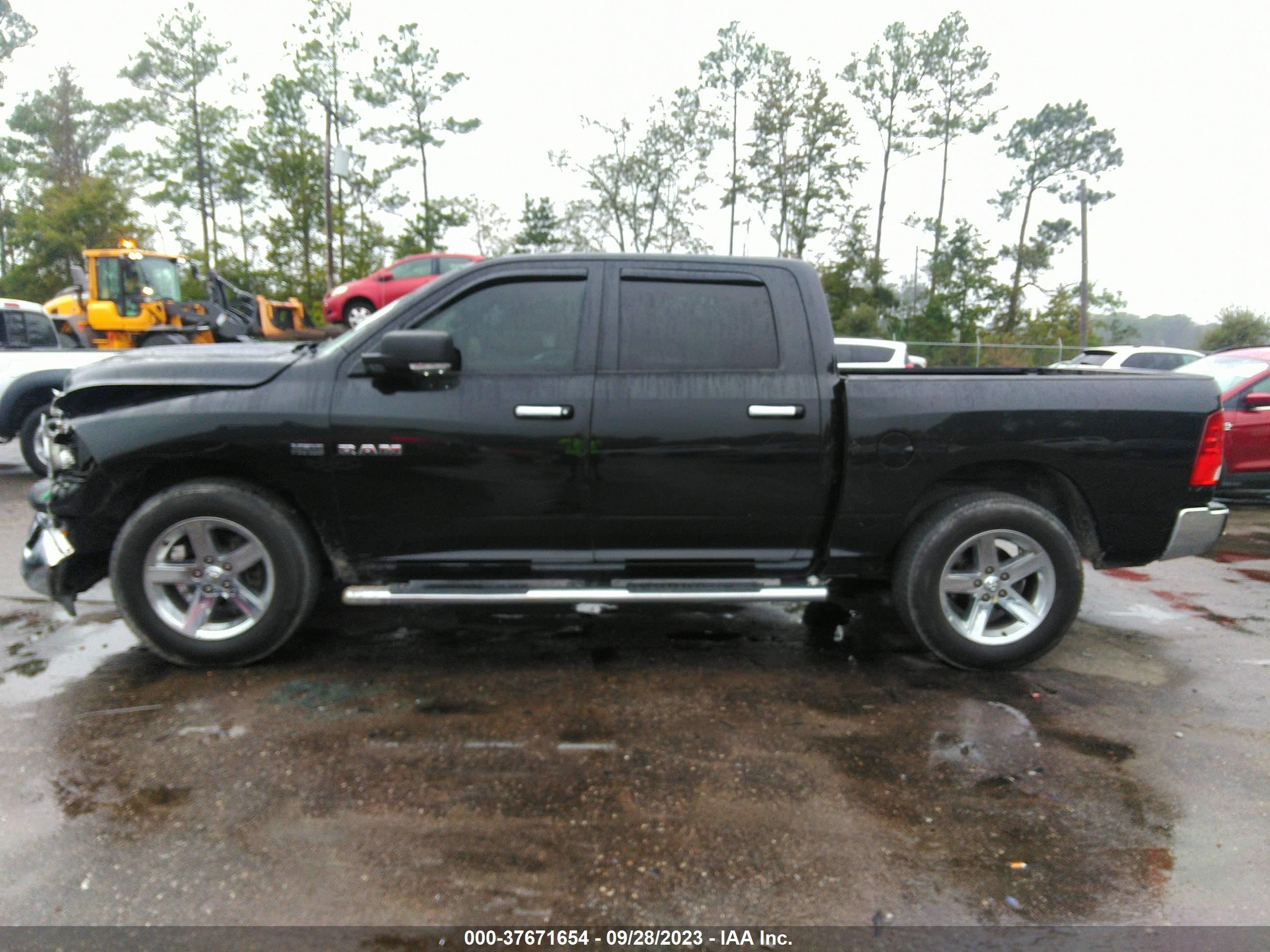 Photo 13 VIN: 1D7RV1CT2AS186530 - DODGE RAM 