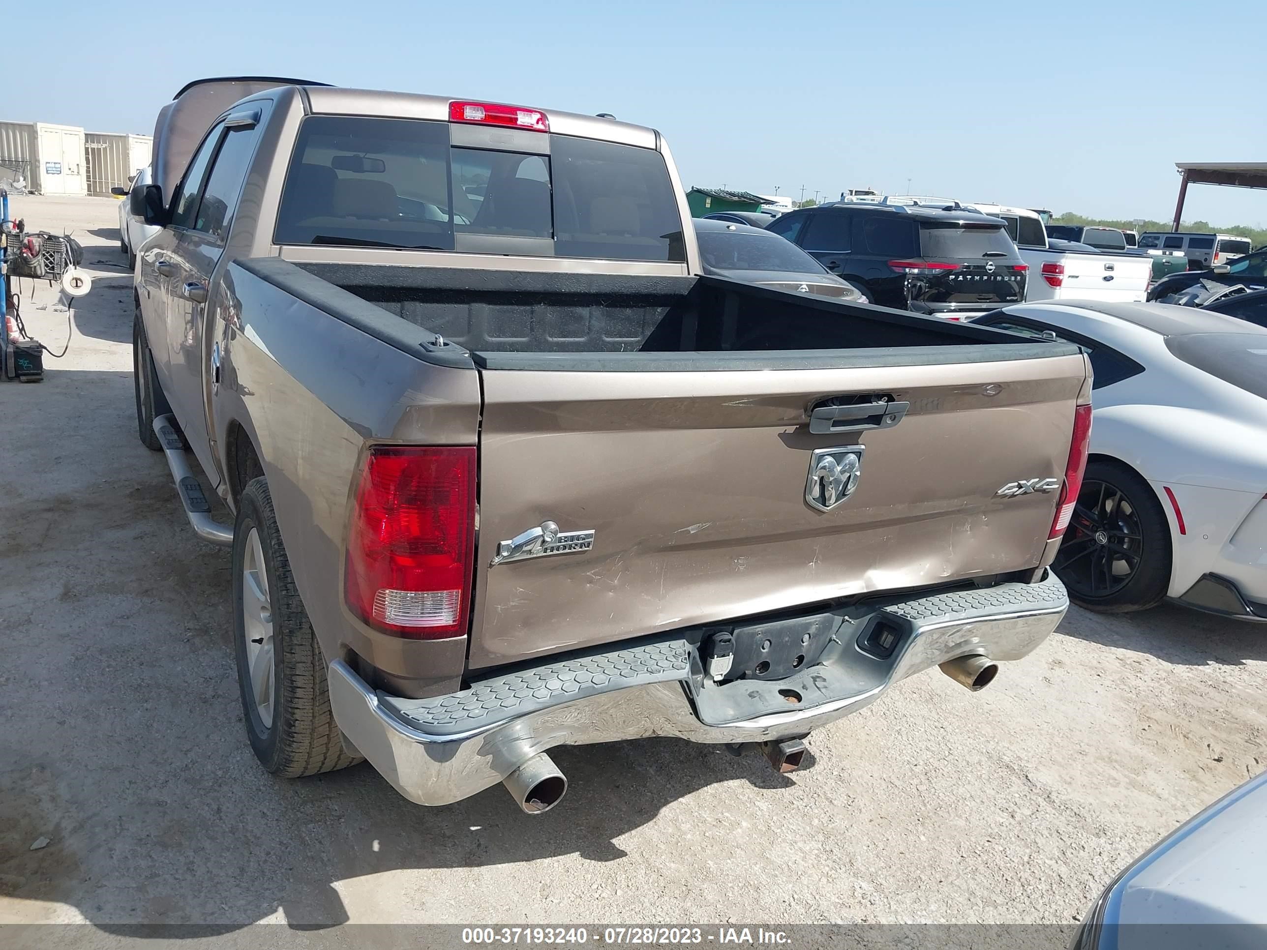 Photo 5 VIN: 1D7RV1CT3AS129673 - DODGE RAM 