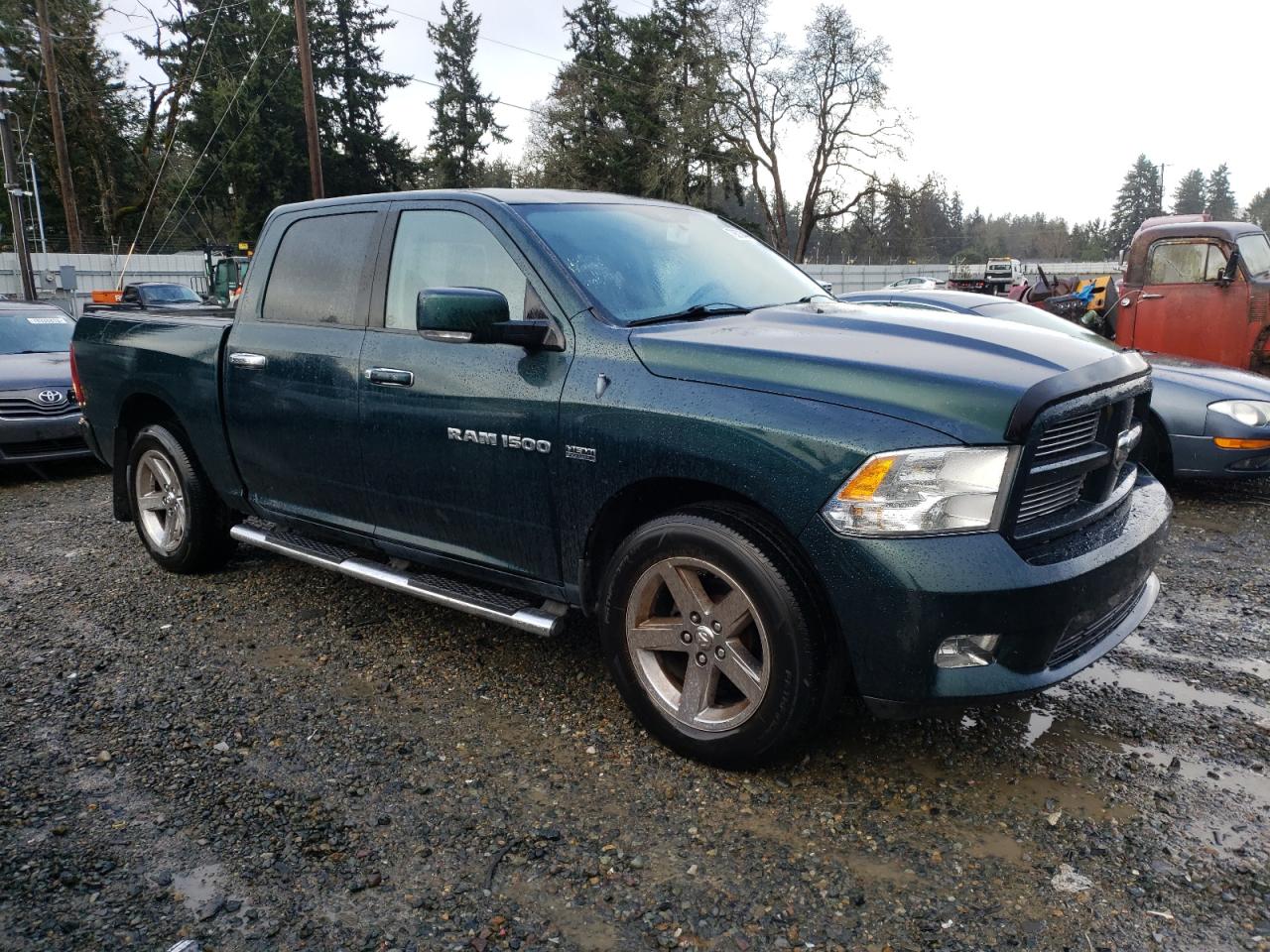 Photo 3 VIN: 1D7RV1CT7BS594443 - DODGE RAM 