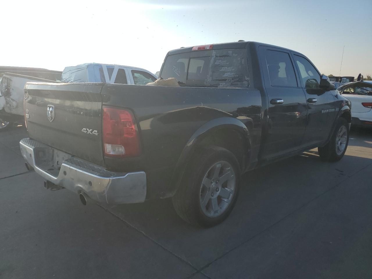 Photo 2 VIN: 1D7RV1CT8BS592717 - DODGE RAM 