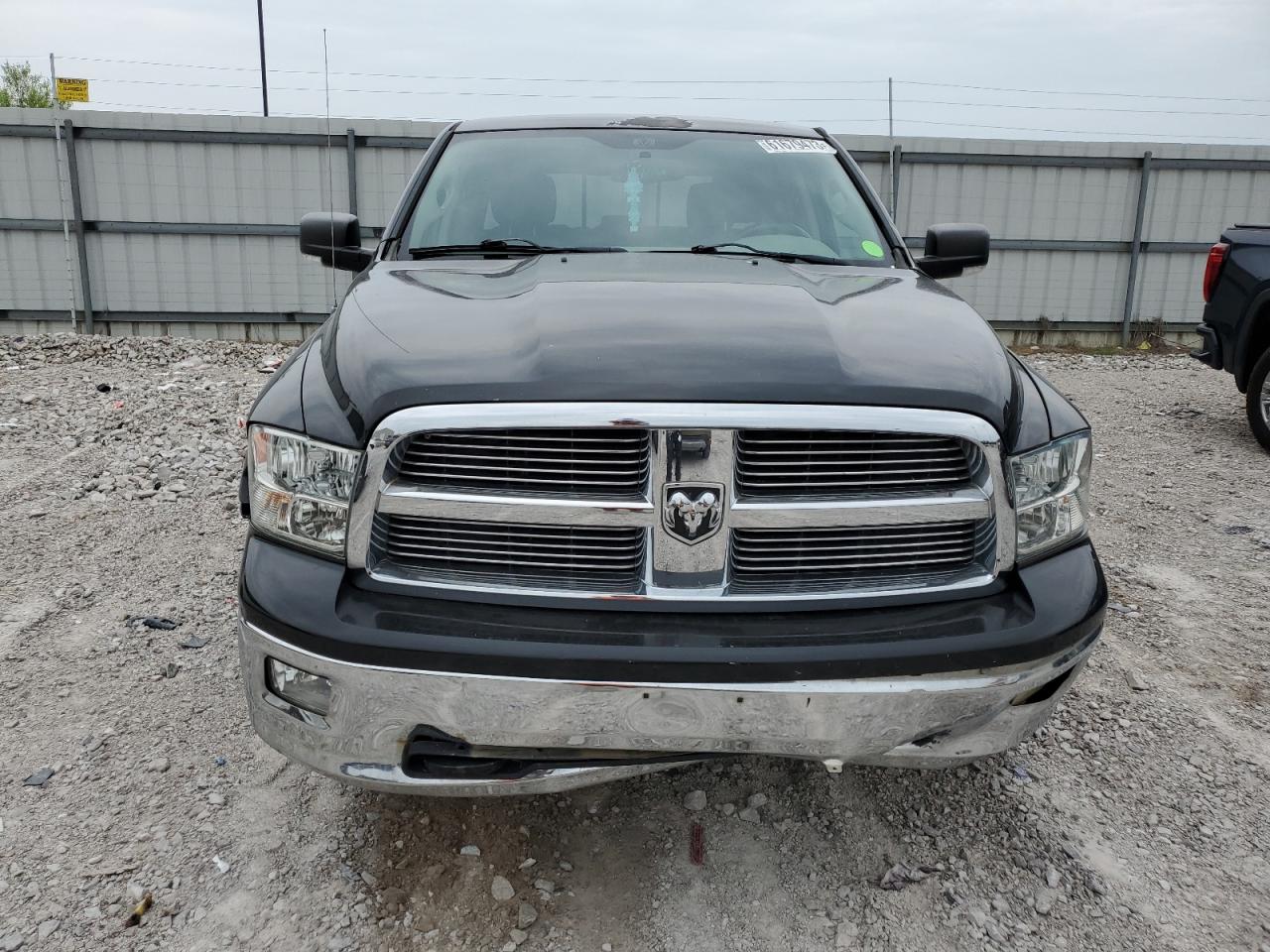 Photo 4 VIN: 1D7RV1CT8BS613694 - DODGE RAM 