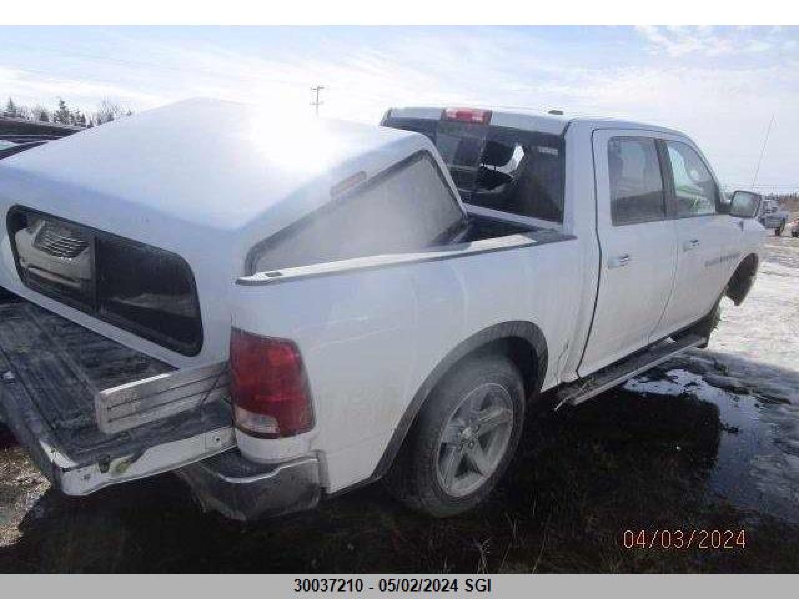 Photo 2 VIN: 1D7RV1CTXBS675453 - DODGE RAM 